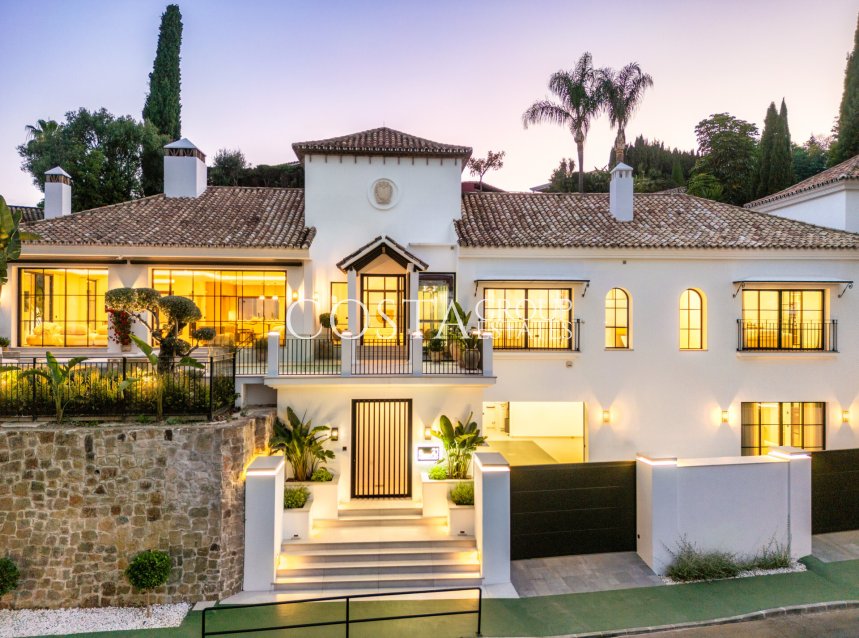 Neue Gebäude - Villa -
Benahavís