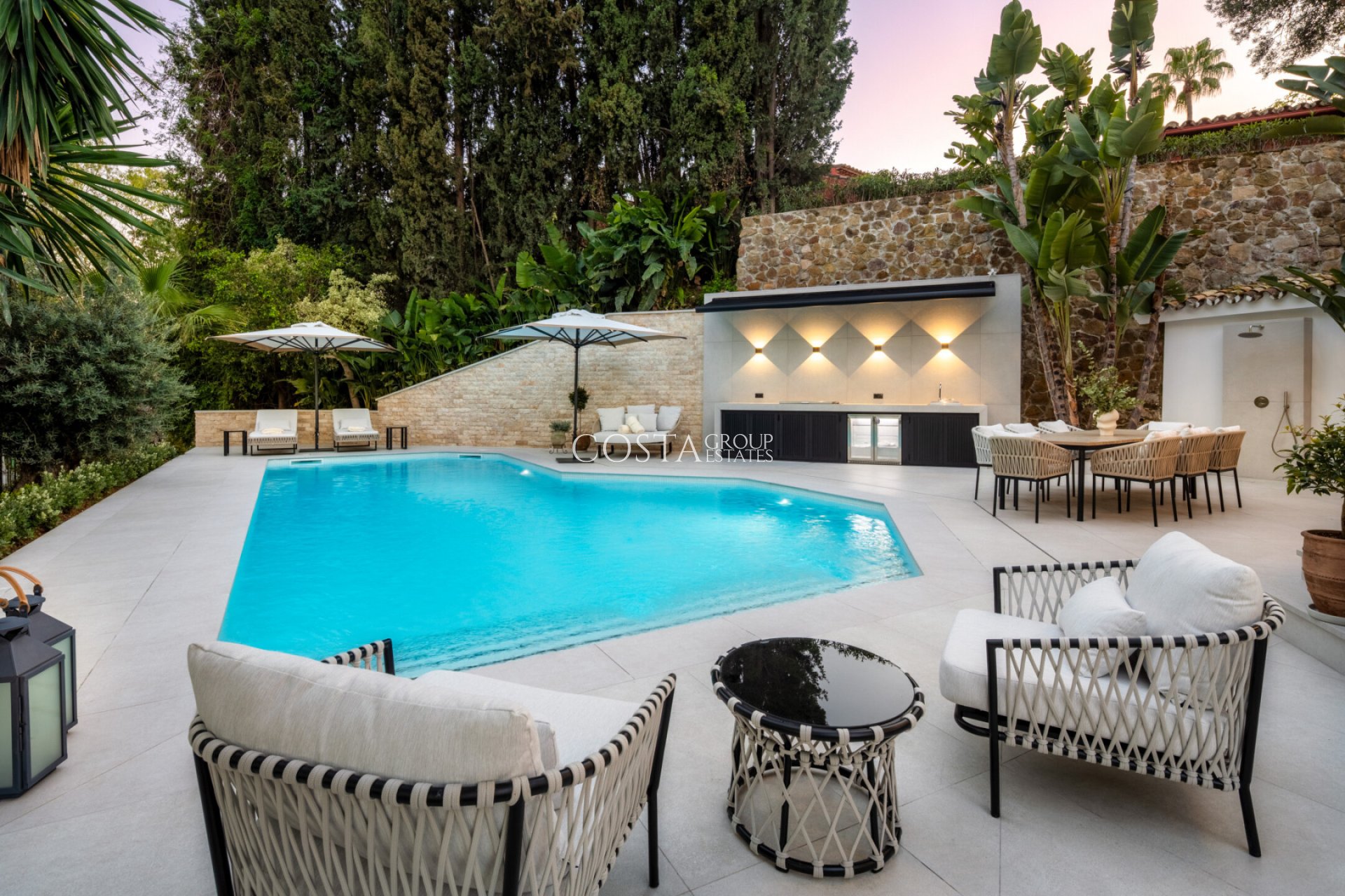 Neue Gebäude - Villa -
Benahavís