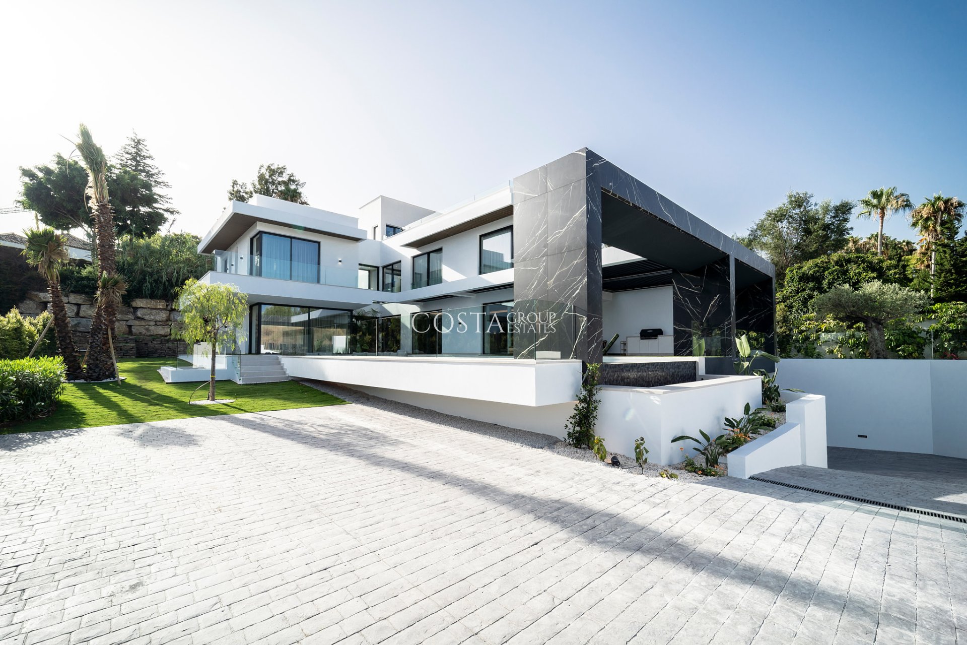 Neue Gebäude - Villa -
Benahavís