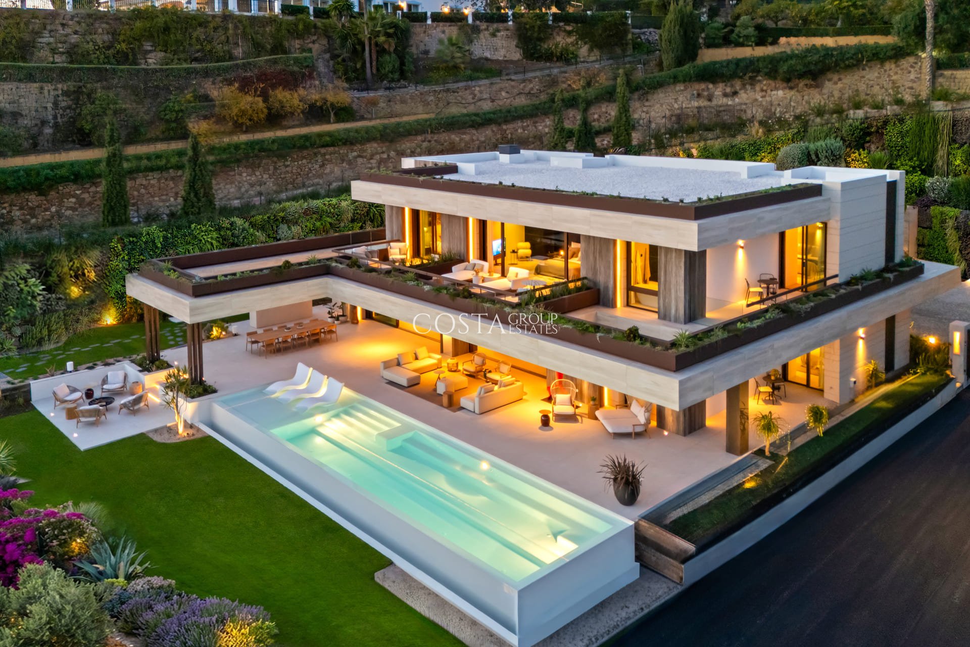 Neue Gebäude - Villa -
Benahavís