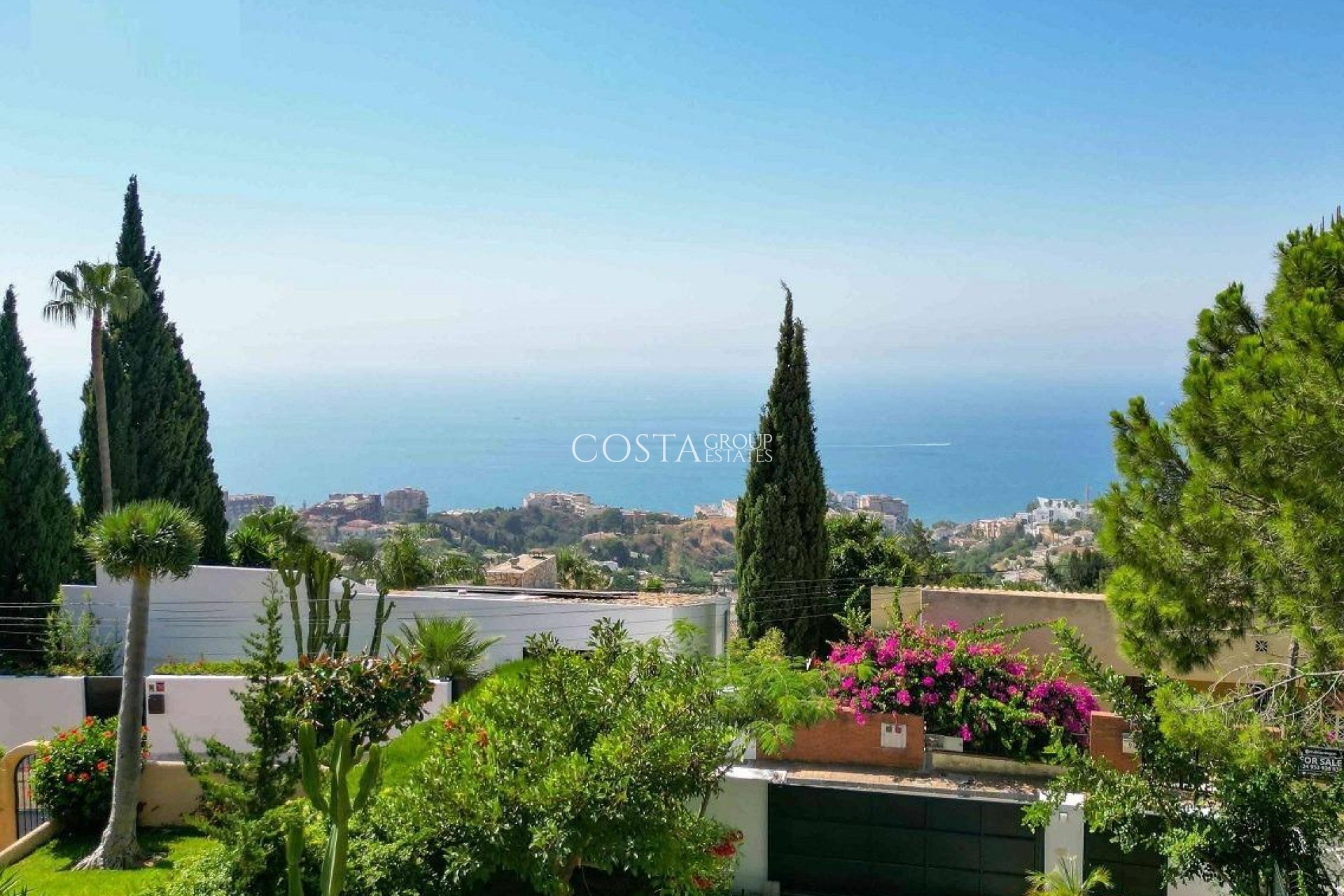 Neue Gebäude - Villa -
Benalmádena - La Capellanía