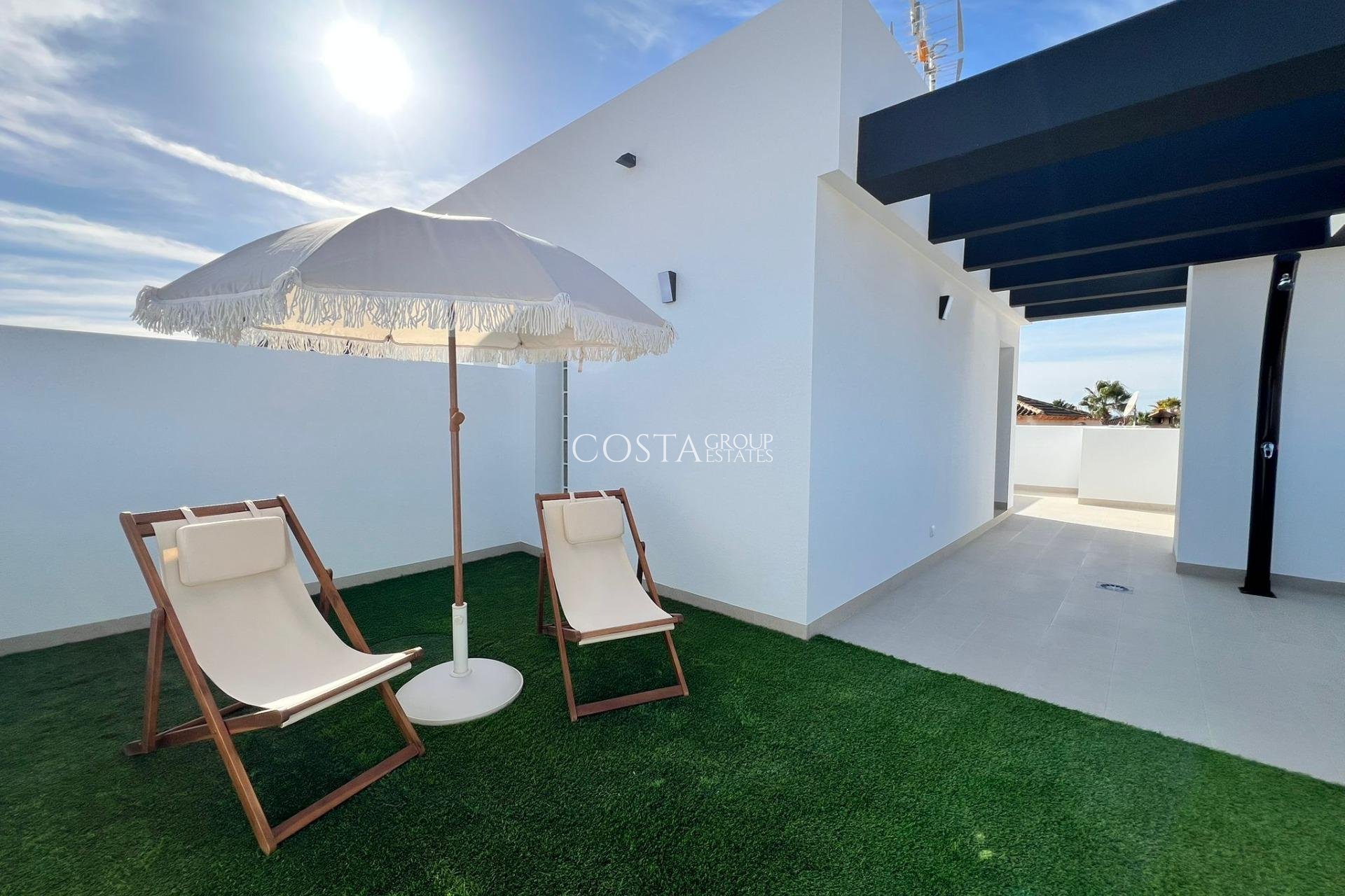 Neue Gebäude - Villa -
Benferri - Benfis Park