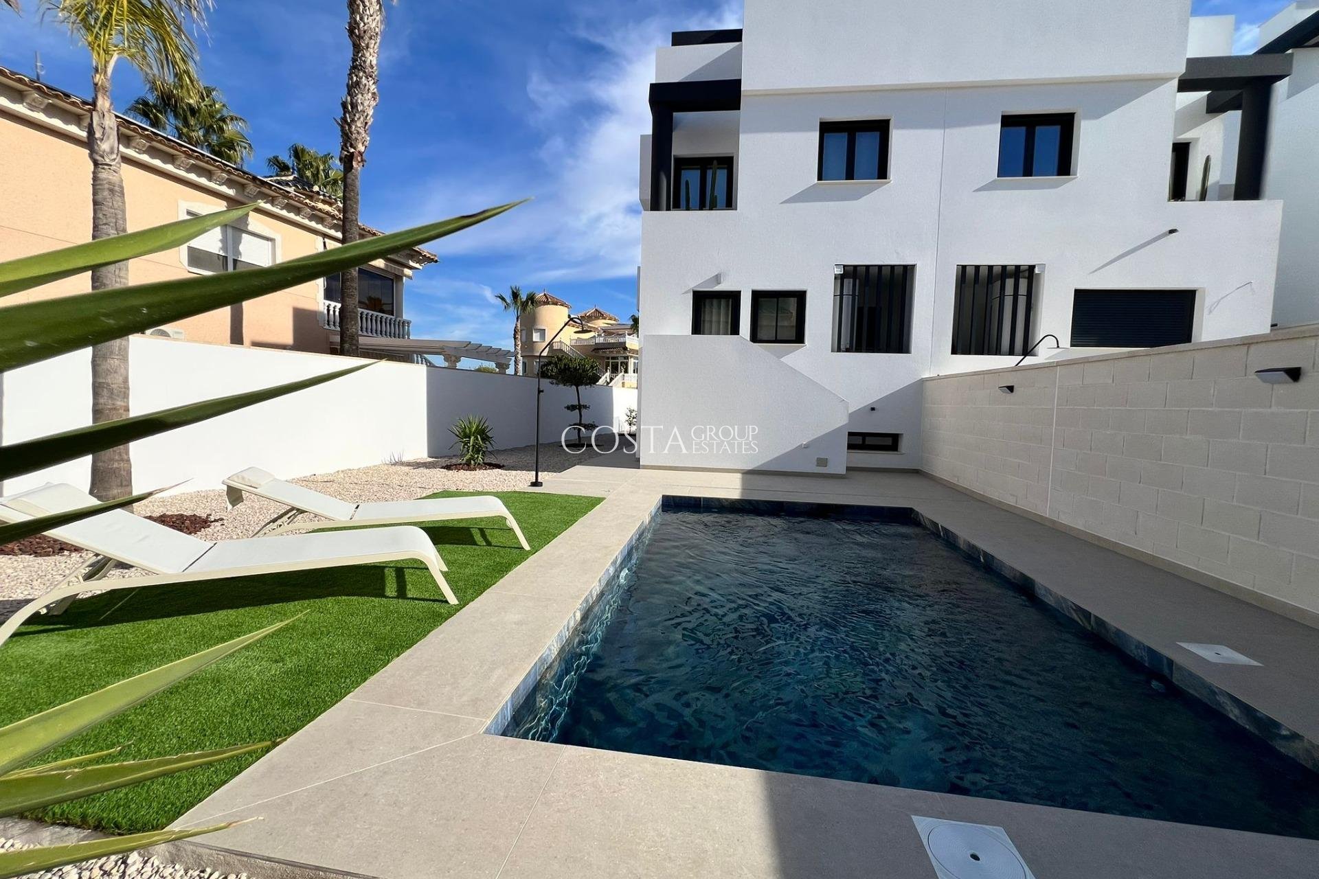 Neue Gebäude - Villa -
Benferri - Benfis Park