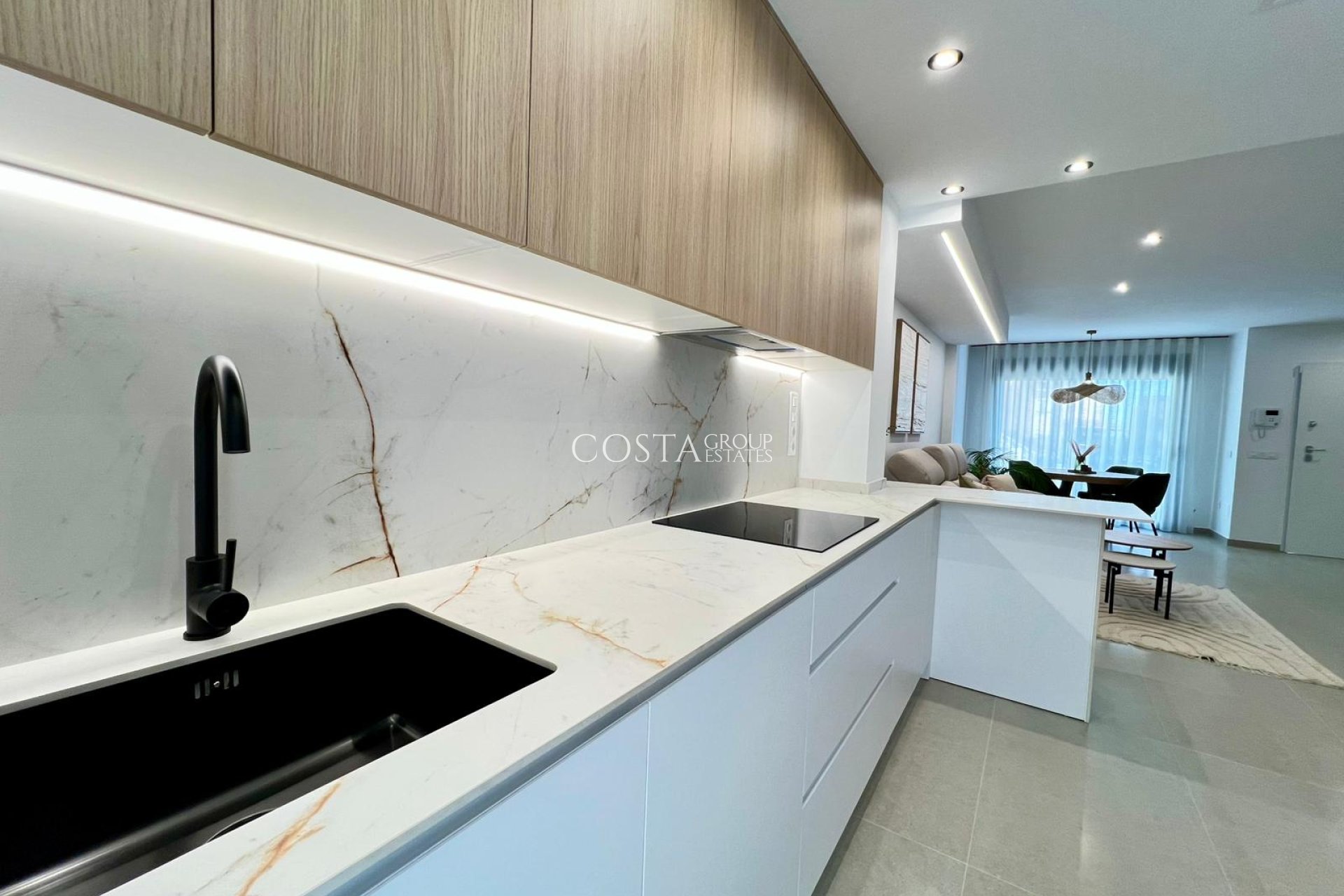 Neue Gebäude - Villa -
Benferri