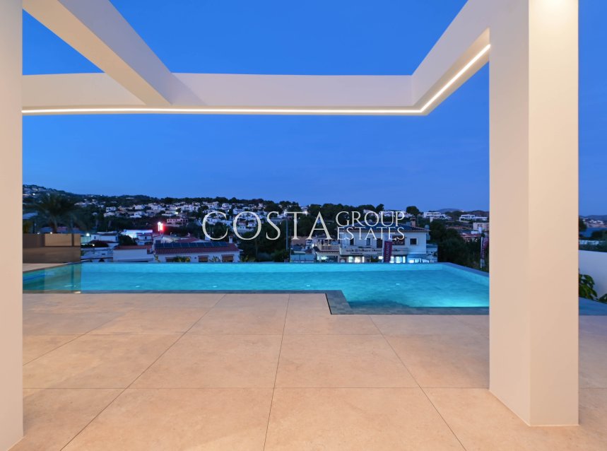 Neue Gebäude - Villa -
Benissa