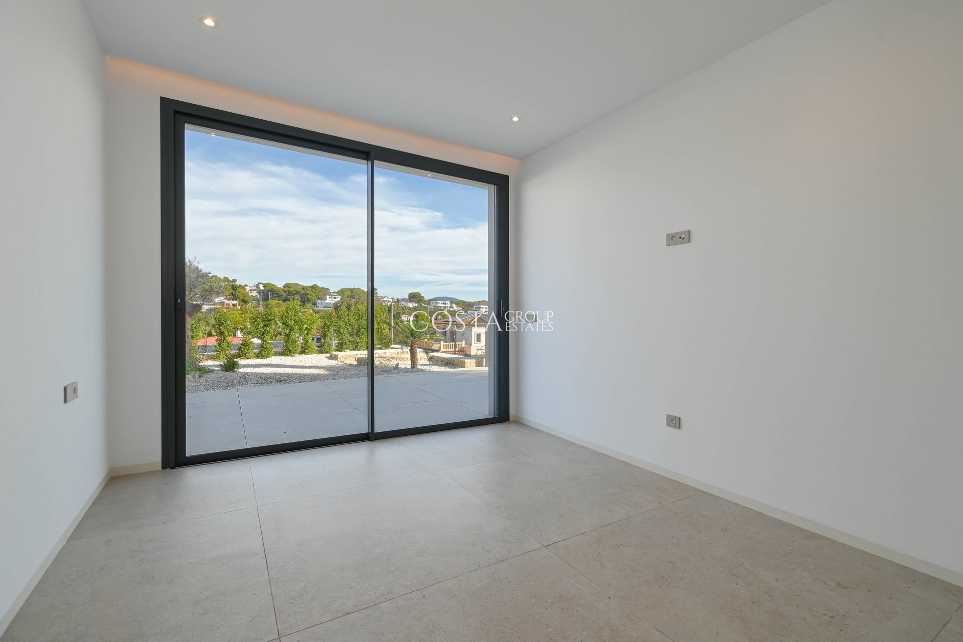 Neue Gebäude - Villa -
Benissa