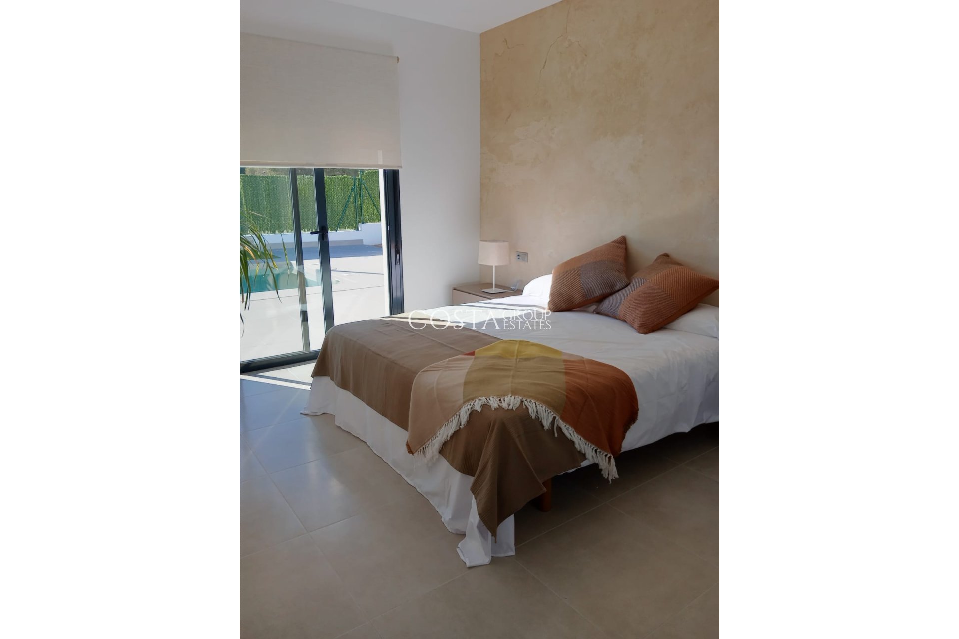 Neue Gebäude - Villa -
Calasparra