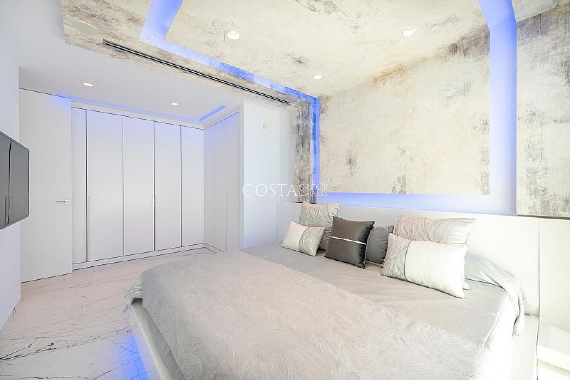 Neue Gebäude - Villa -
Calpe