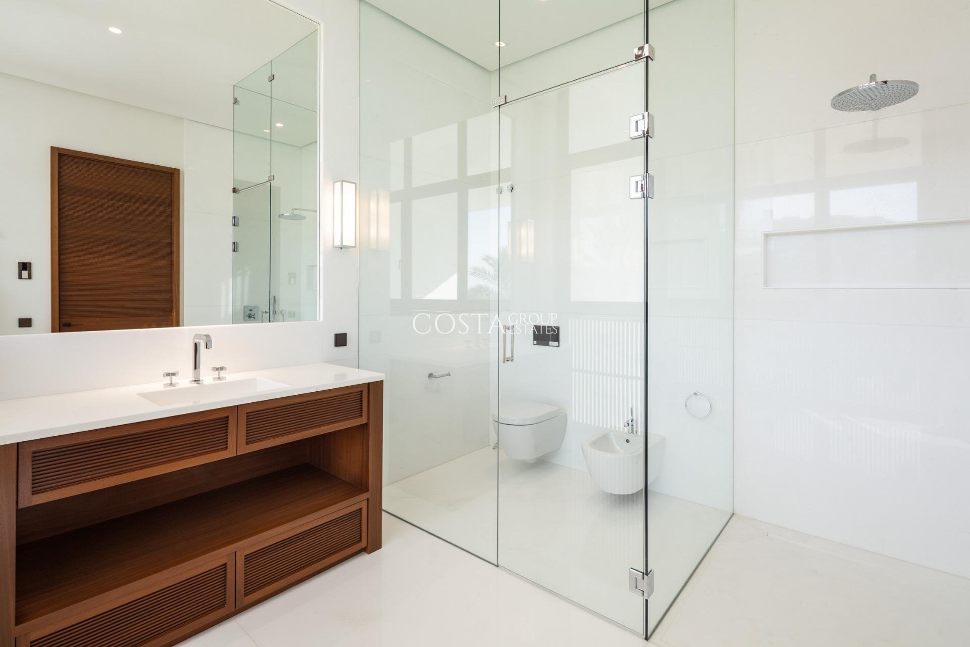 Neue Gebäude - Villa -
Casares - Pedregales