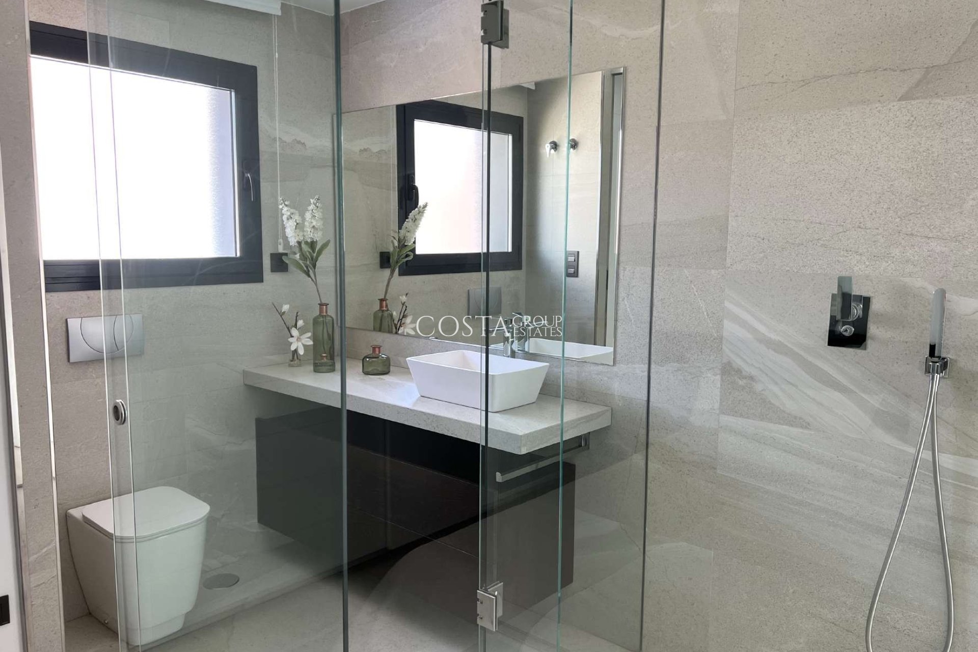 Neue Gebäude - Villa -
Ciudad Quesada