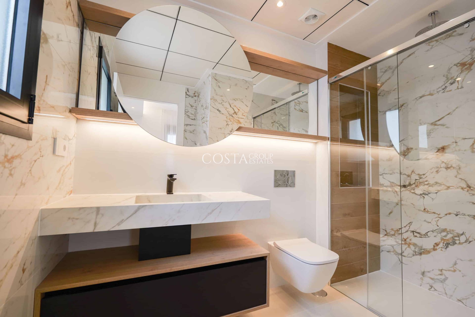 Neue Gebäude - Villa -
Ciudad Quesada