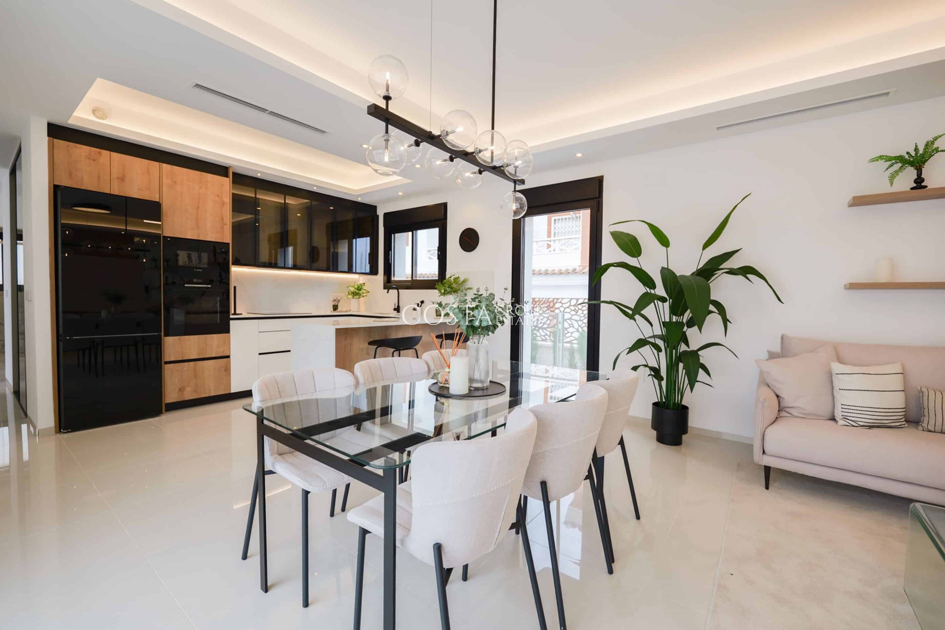 Neue Gebäude - Villa -
Ciudad Quesada