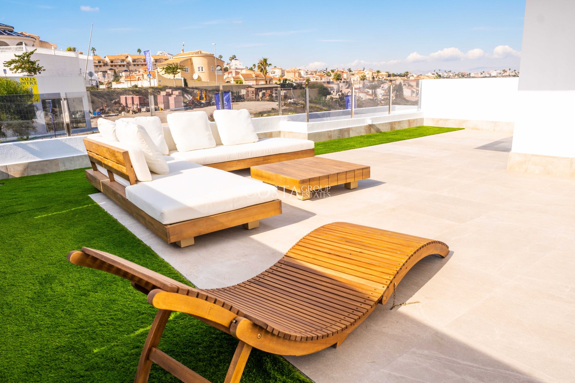 Neue Gebäude - Villa -
Ciudad Quesada