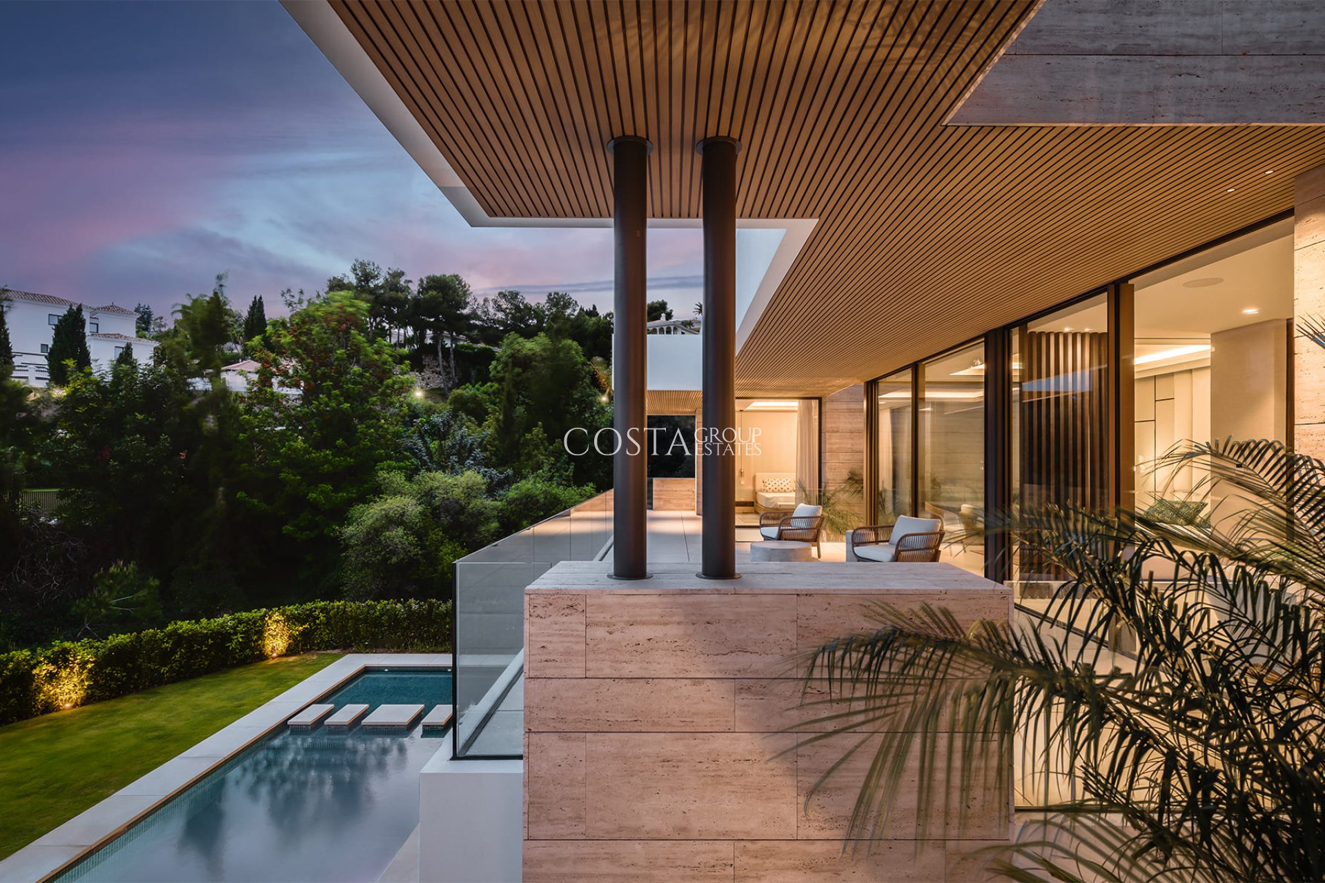 Neue Gebäude - Villa -
Cortés