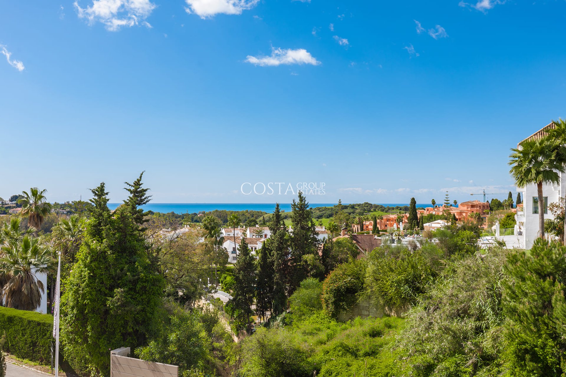 Neue Gebäude - Villa -
Cortés