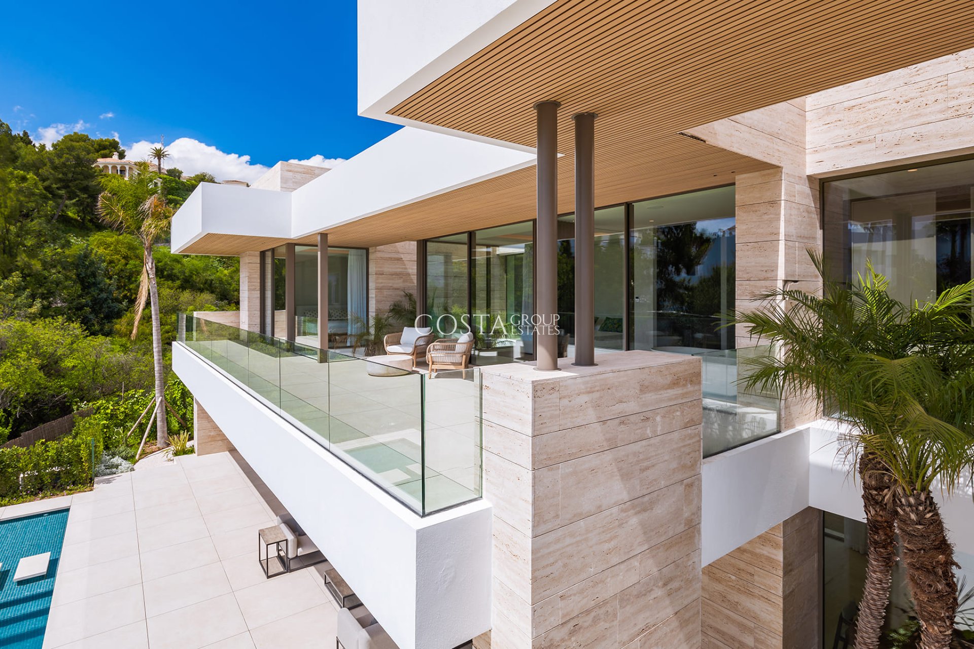 Neue Gebäude - Villa -
Cortés