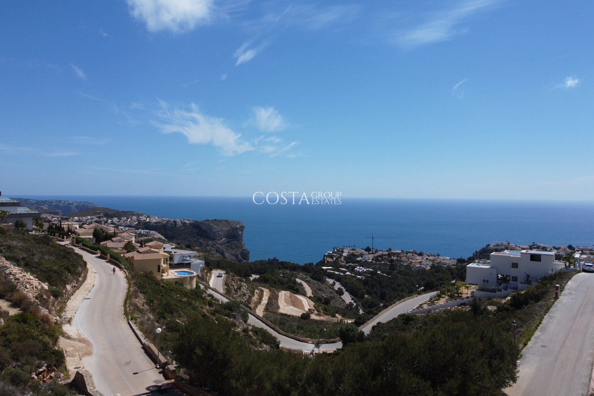 Neue Gebäude - Villa -
Cumbre de Sol