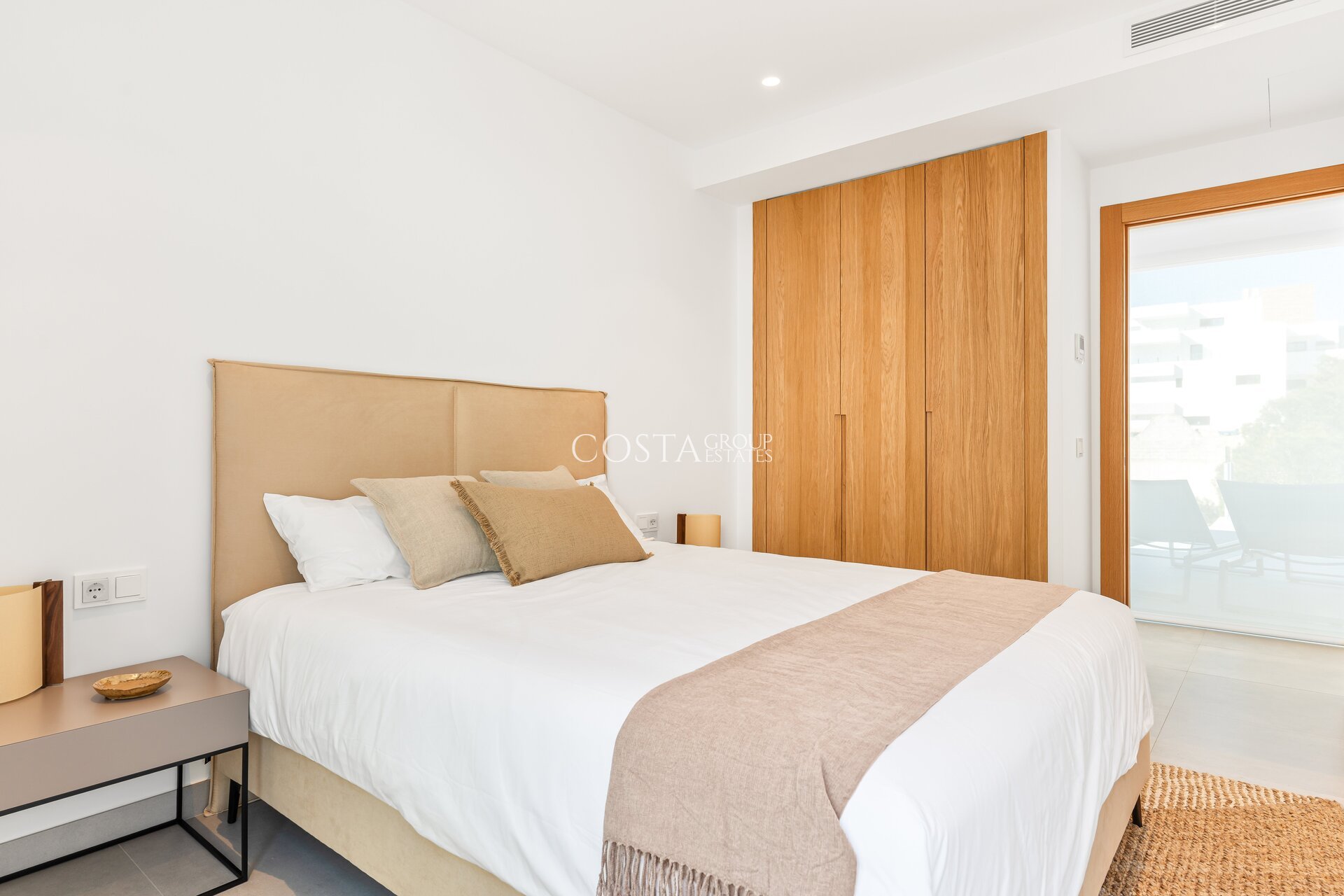 Neue Gebäude - Villa -
Cumbre del Sol