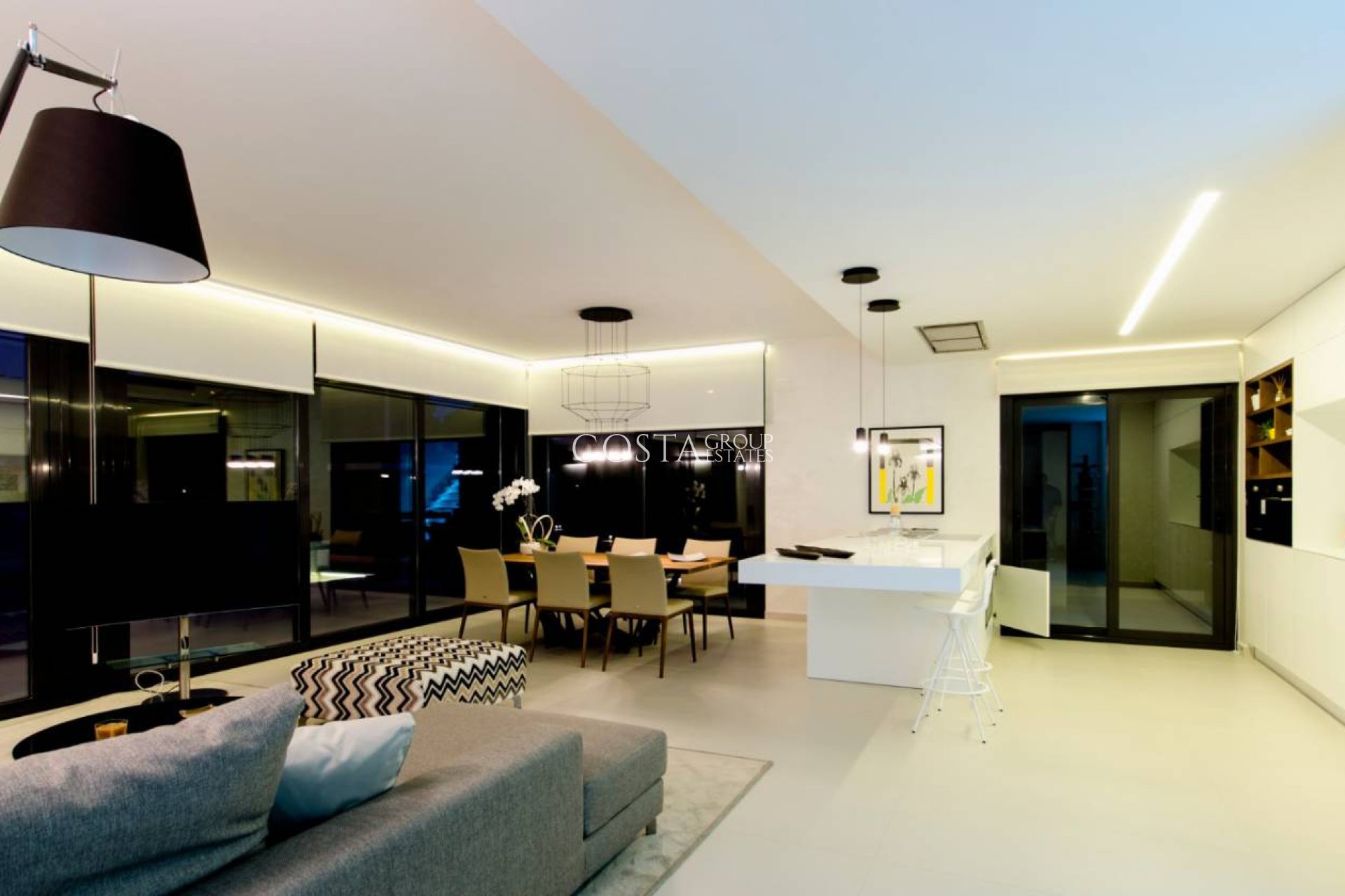 Neue Gebäude - Villa -
Dehesa de Campoamor