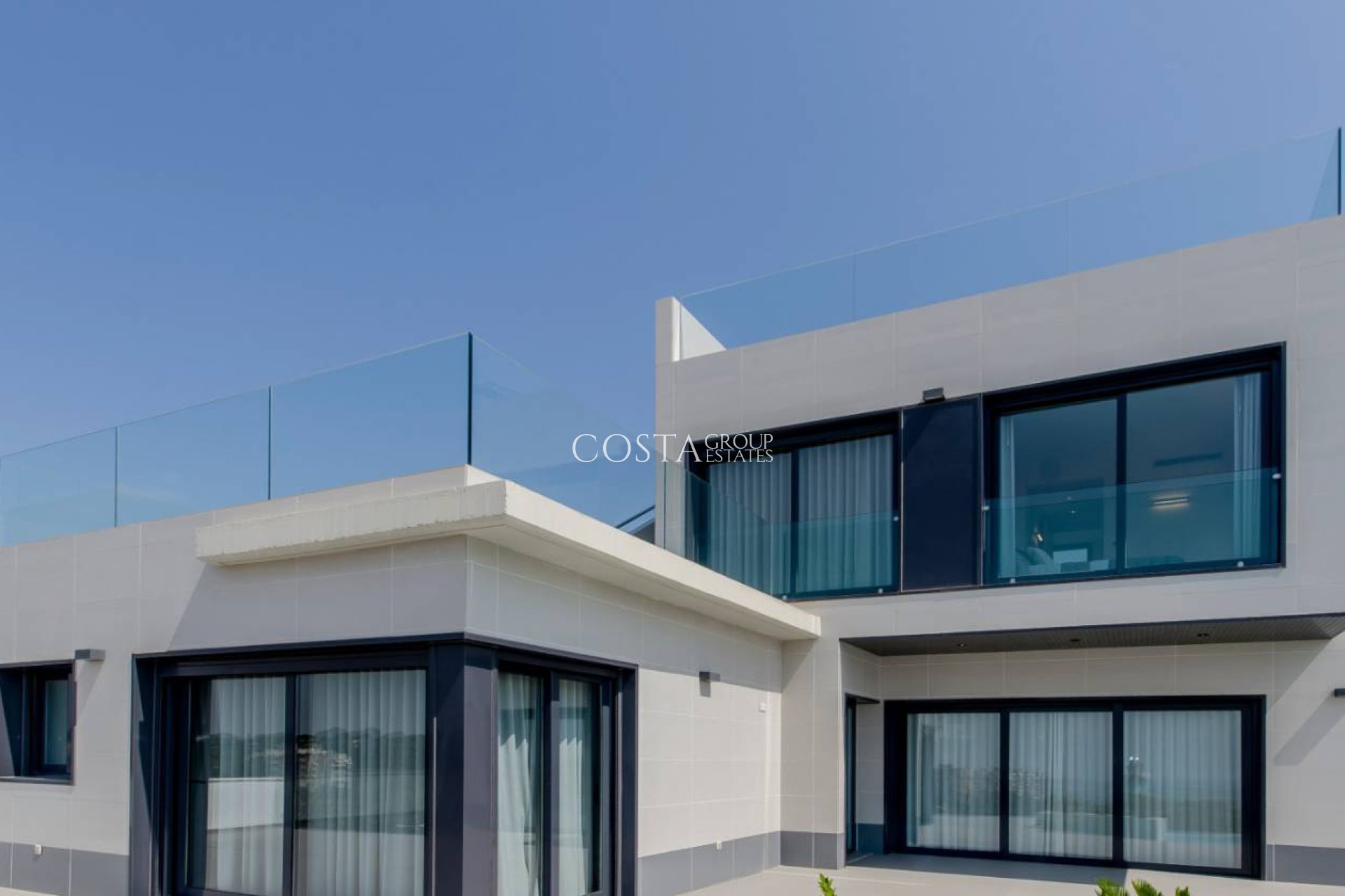 Neue Gebäude - Villa -
Dehesa de Campoamor
