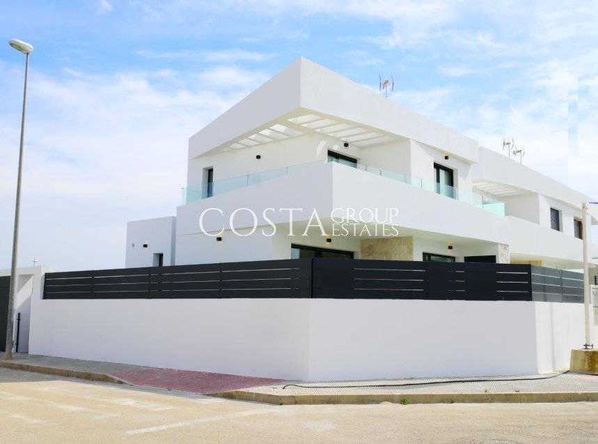 Neue Gebäude - Villa -
Dolores - polideportivo