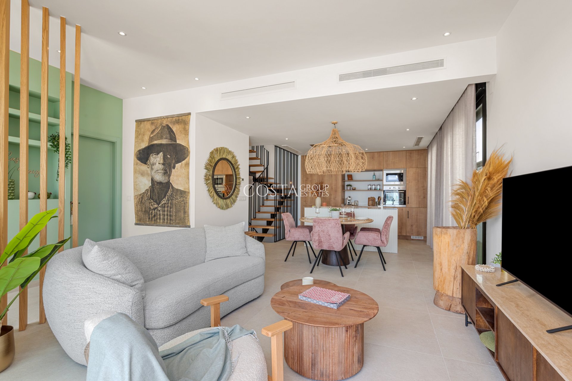 Neue Gebäude - Villa -
Dolores