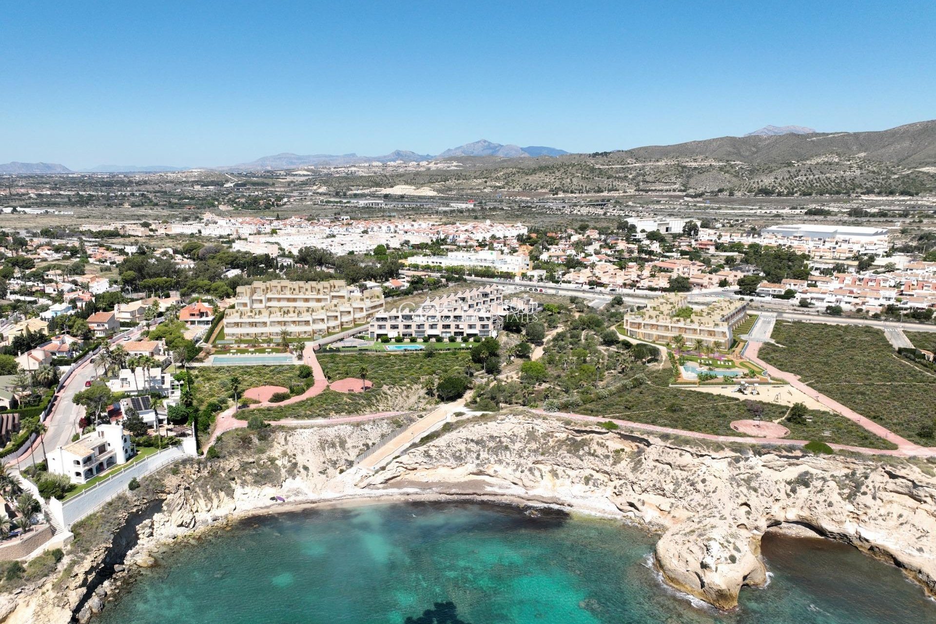 Neue Gebäude - Villa -
El Campello - Platja de L´Amerador