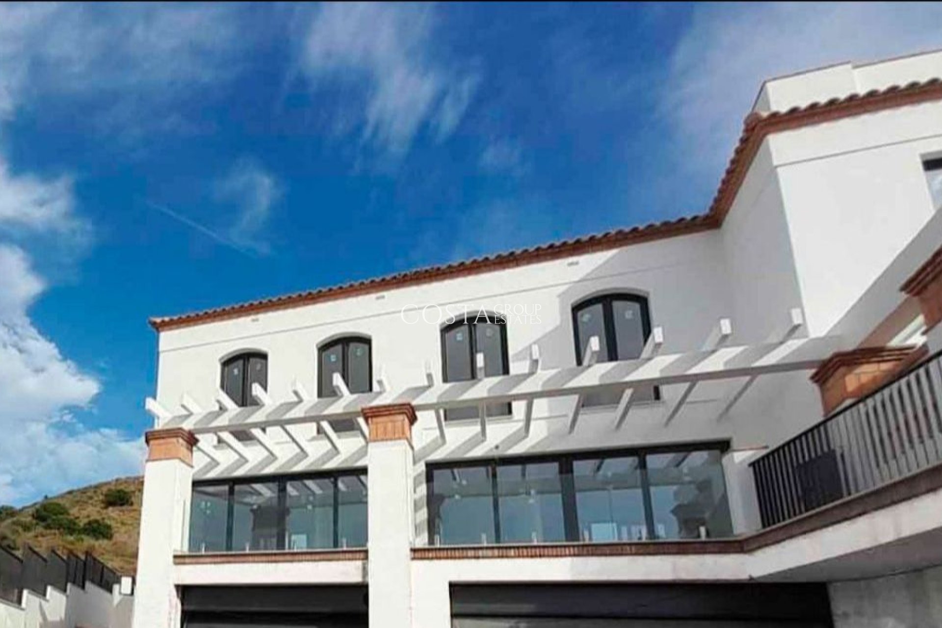 Neue Gebäude - Villa -
El Peñoncillo