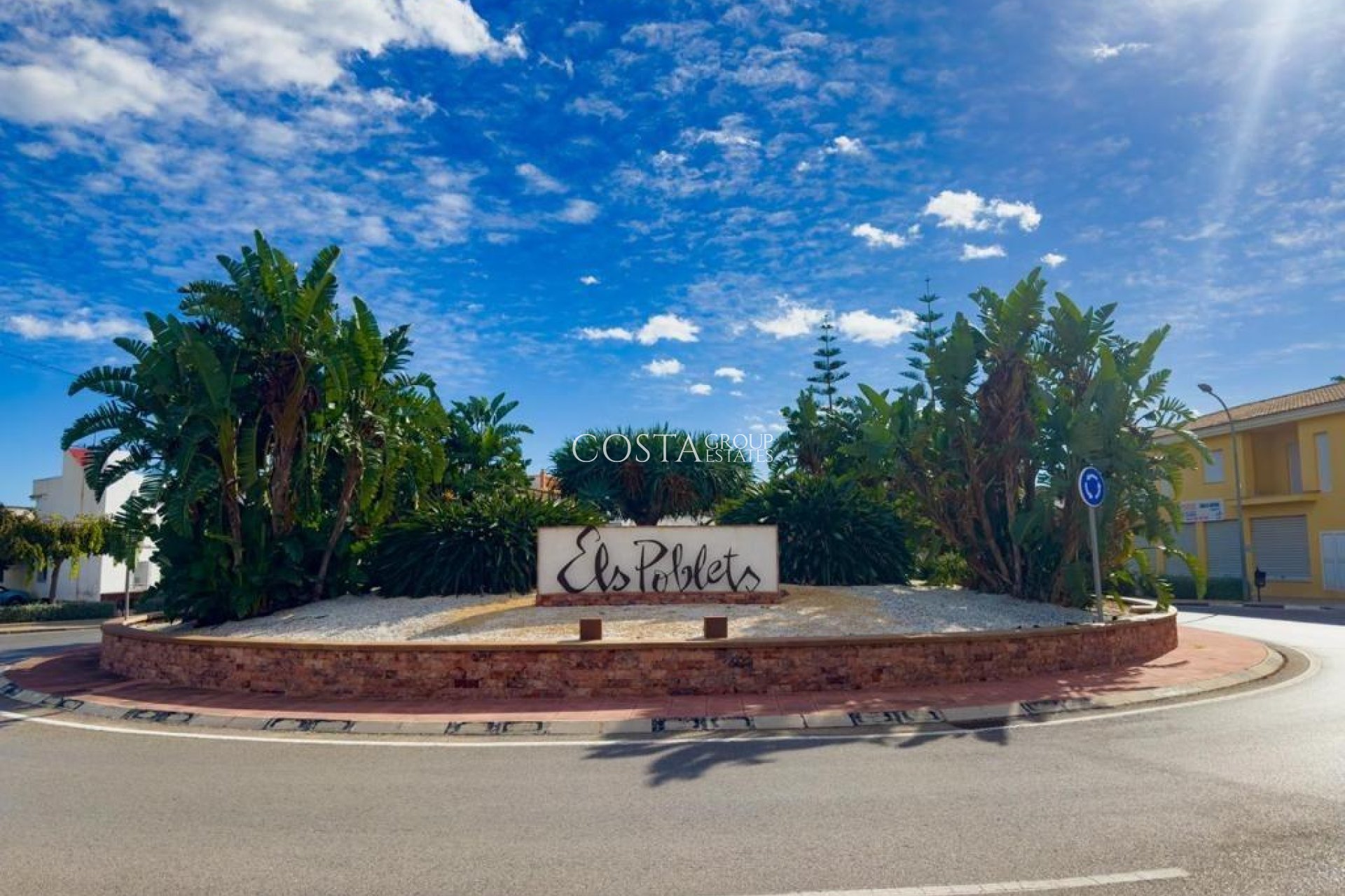 Neue Gebäude - Villa -
Els Poblets - Partida Barranquets