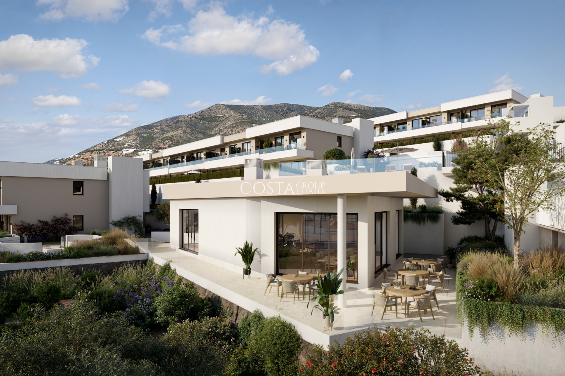 Neue Gebäude - Villa -
Fuengirola