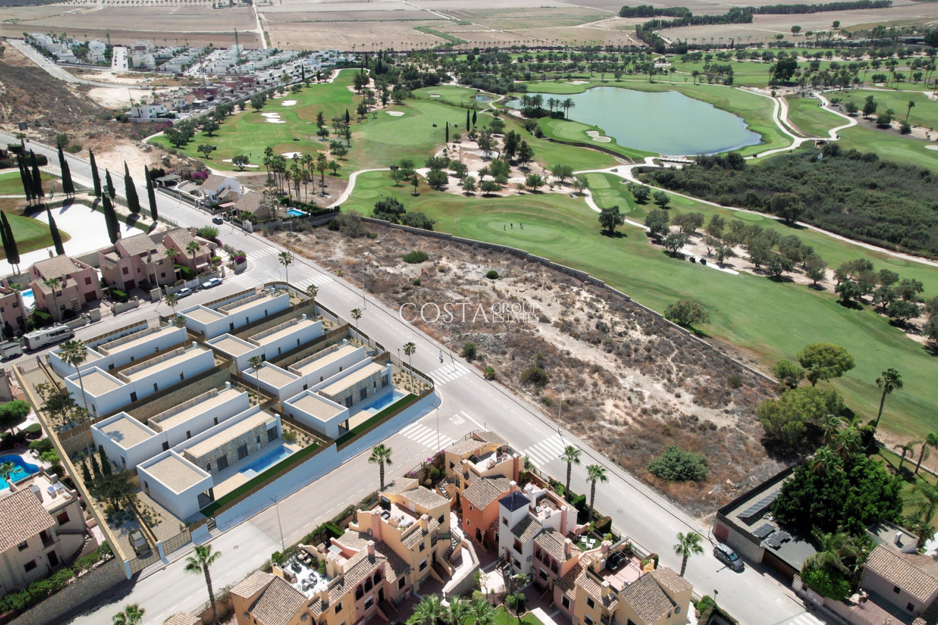 Neue Gebäude - Villa -
La Finca Golf
