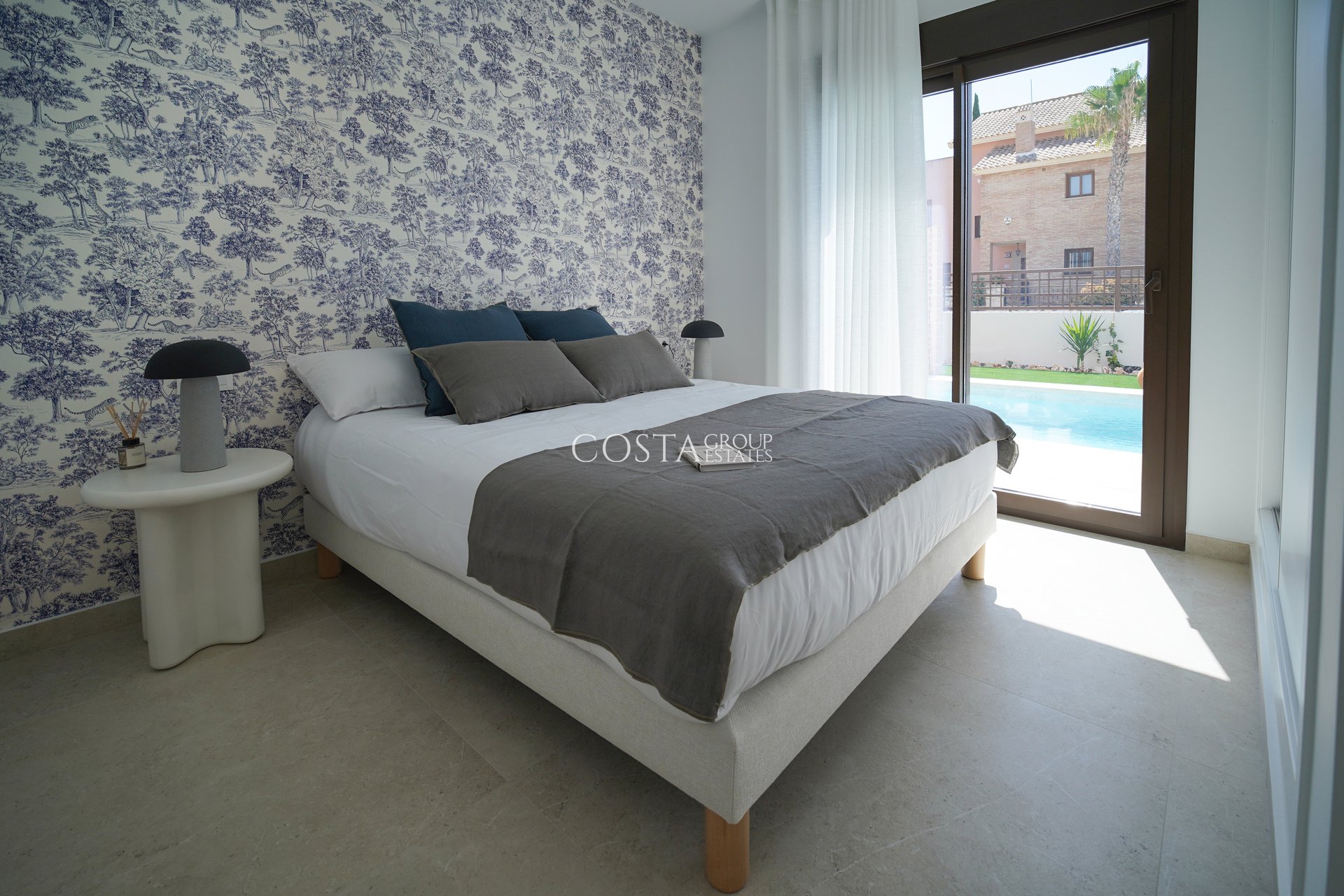 Neue Gebäude - Villa -
La Finca Golf