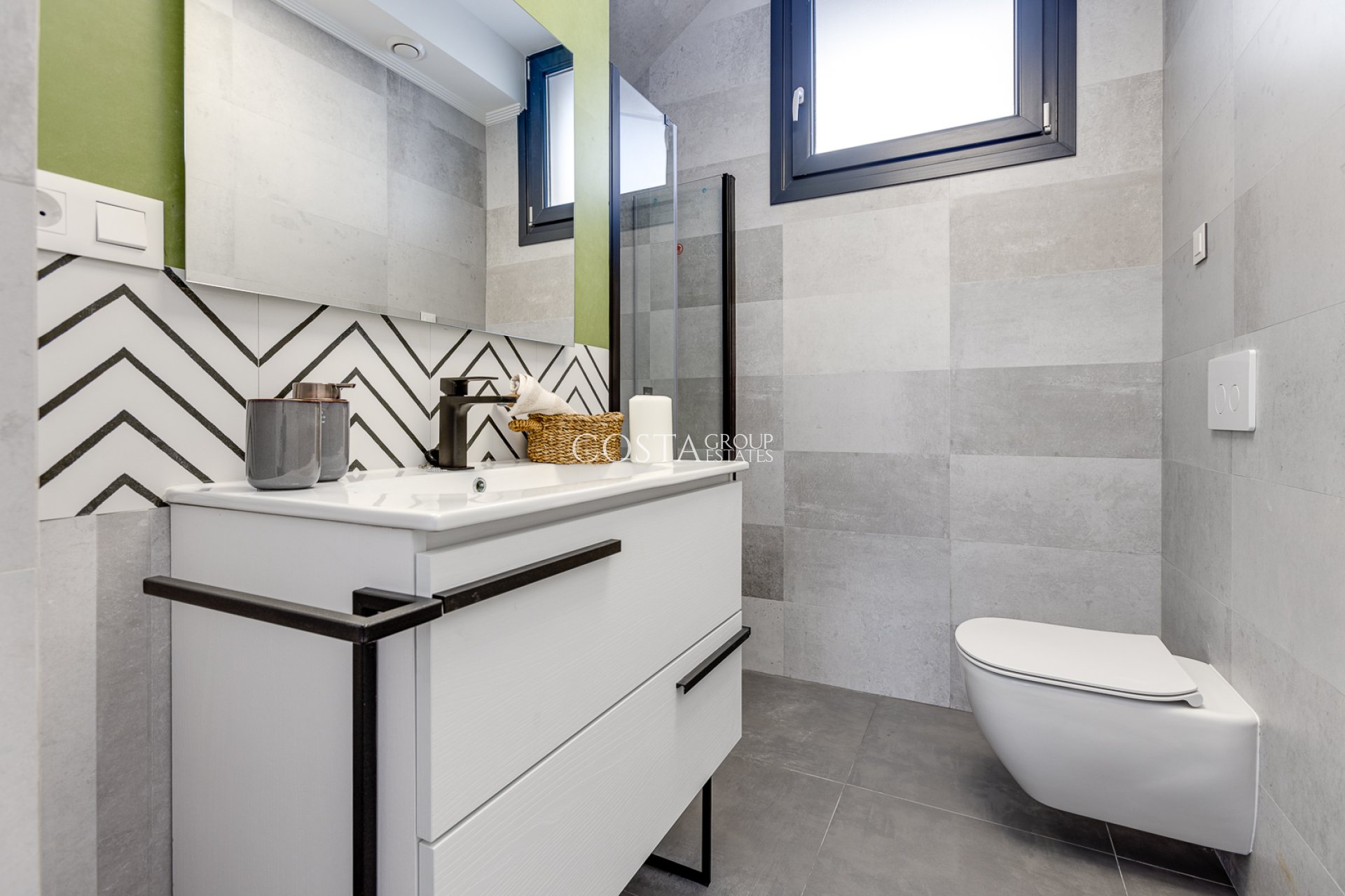 Neue Gebäude - Villa -
La Mata