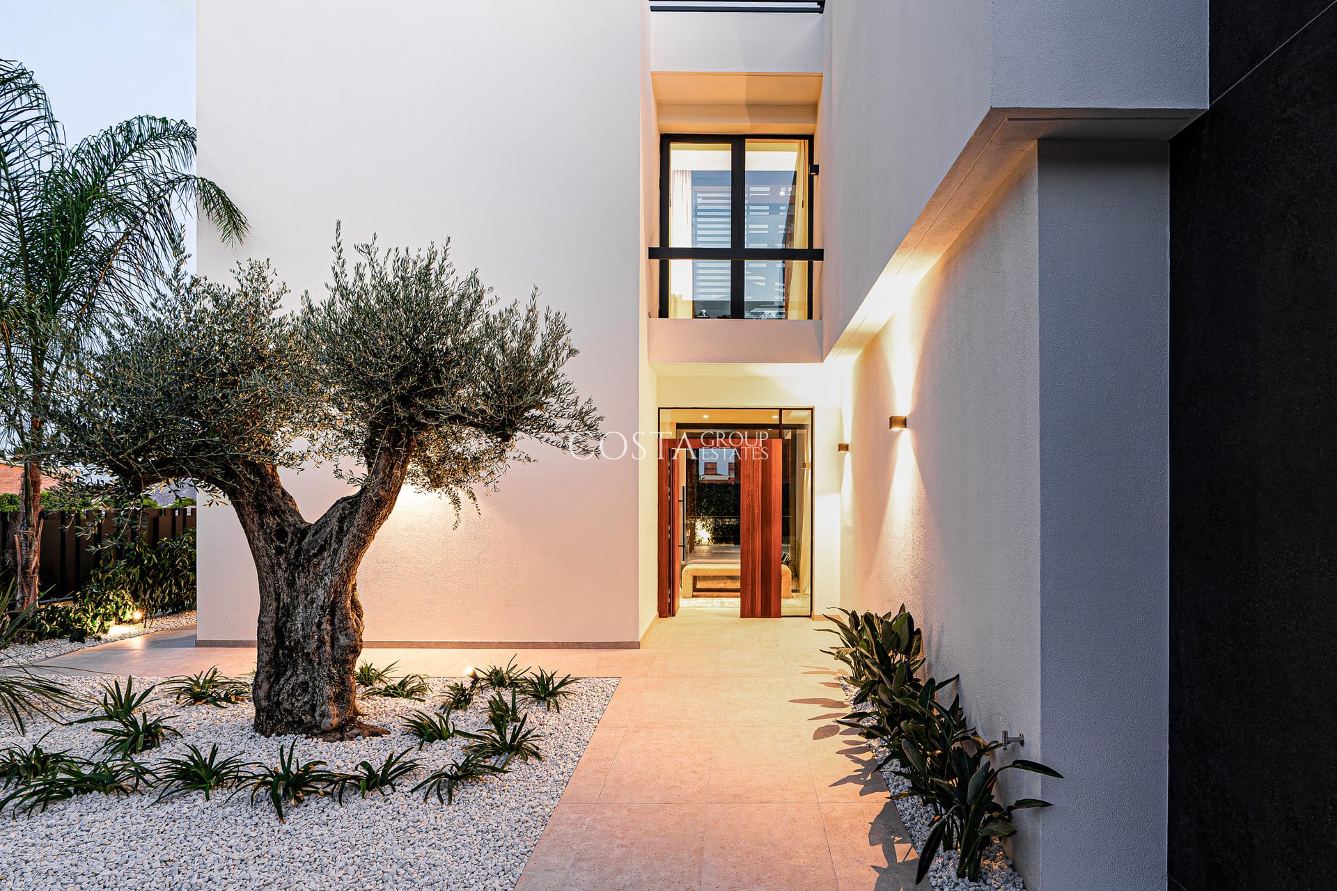 Neue Gebäude - Villa -
La Nucía