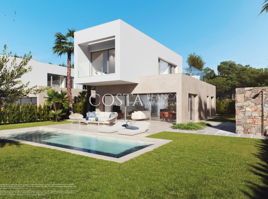 Neue Gebäude - Villa -
Las Colinas Golf and Country Club