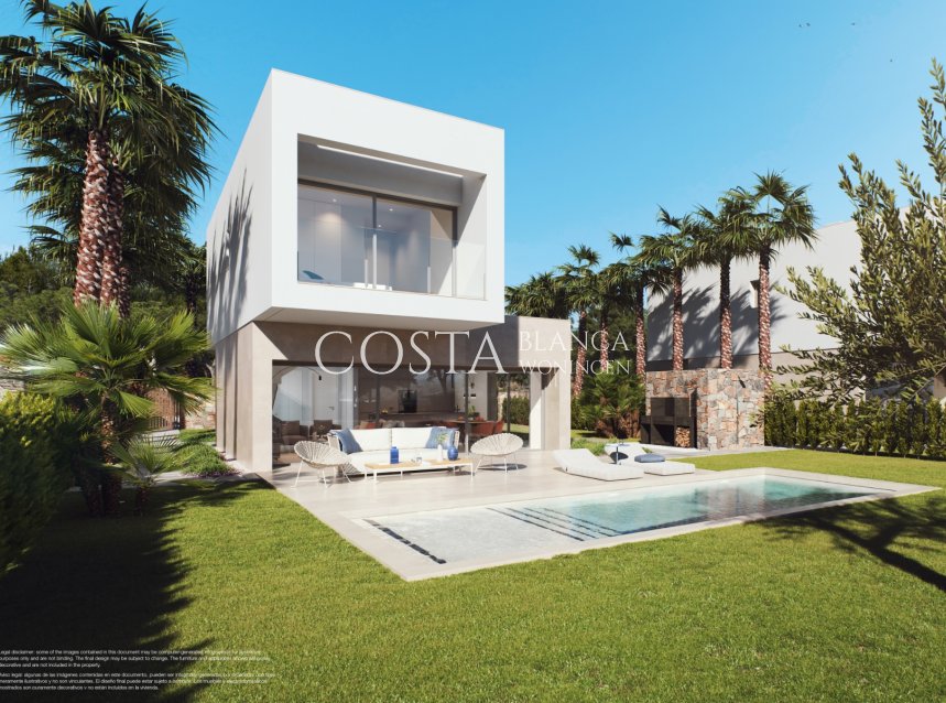 Neue Gebäude - Villa -
Las Colinas Golf and Country Club