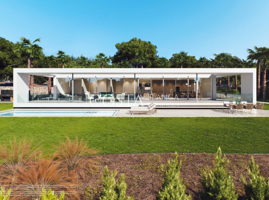 Neue Gebäude - Villa -
Las Colinas Golf and Country Club