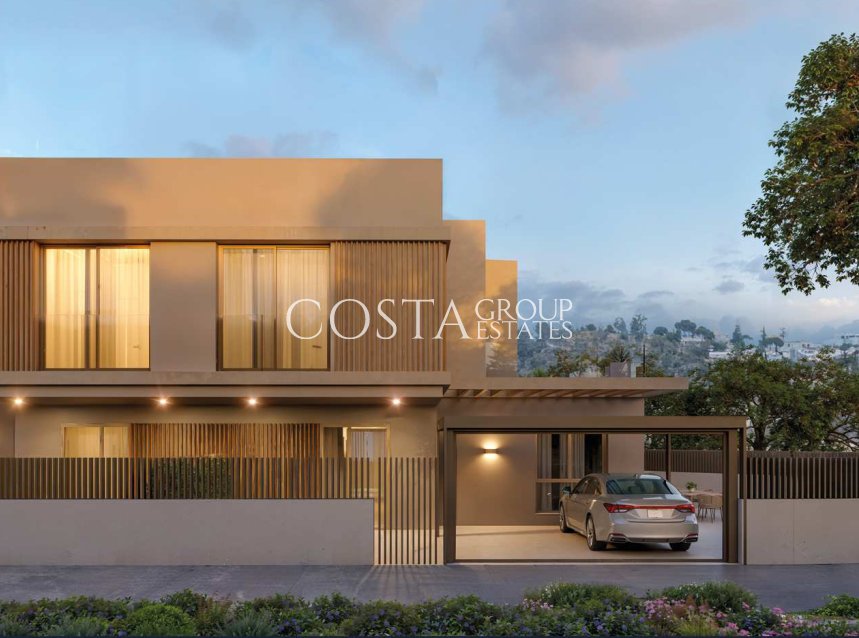 Neue Gebäude - Villa -
Las Lagunas de Mijas