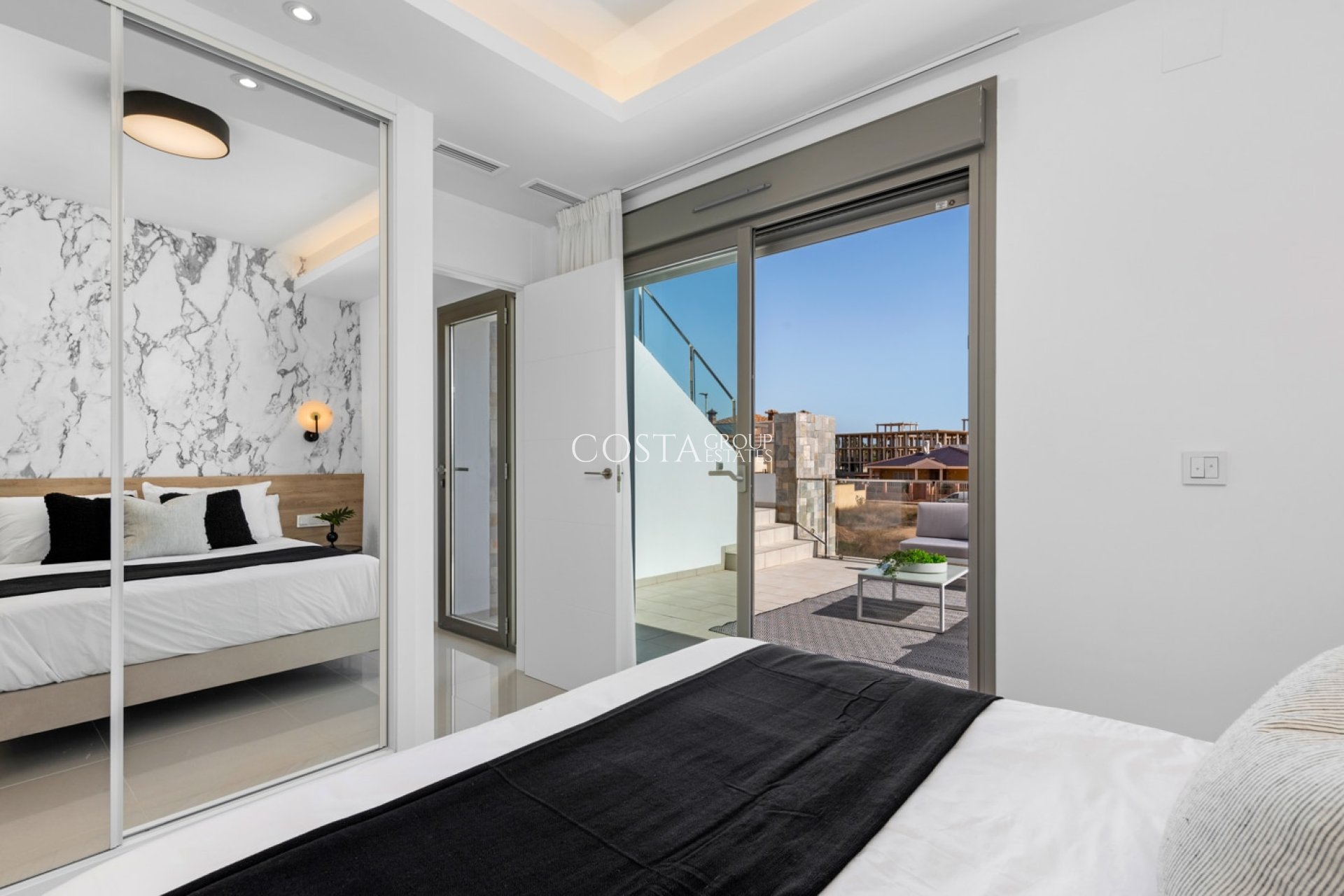 Neue Gebäude - Villa -
Los Alcazares - Los Alcázares