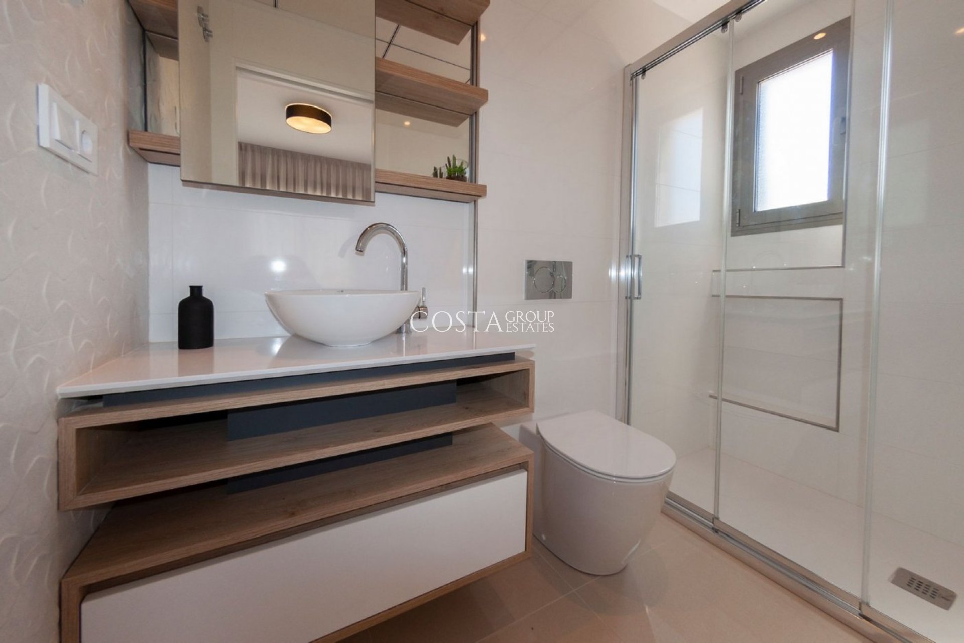 Neue Gebäude - Villa -
Los Alcazares - Playa Del Espejo