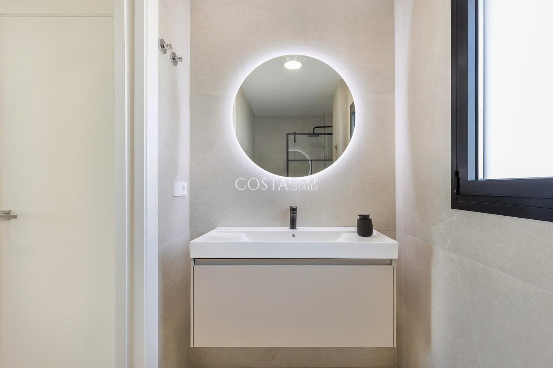 Neue Gebäude - Villa -
Los Alcazares - Serena Golf