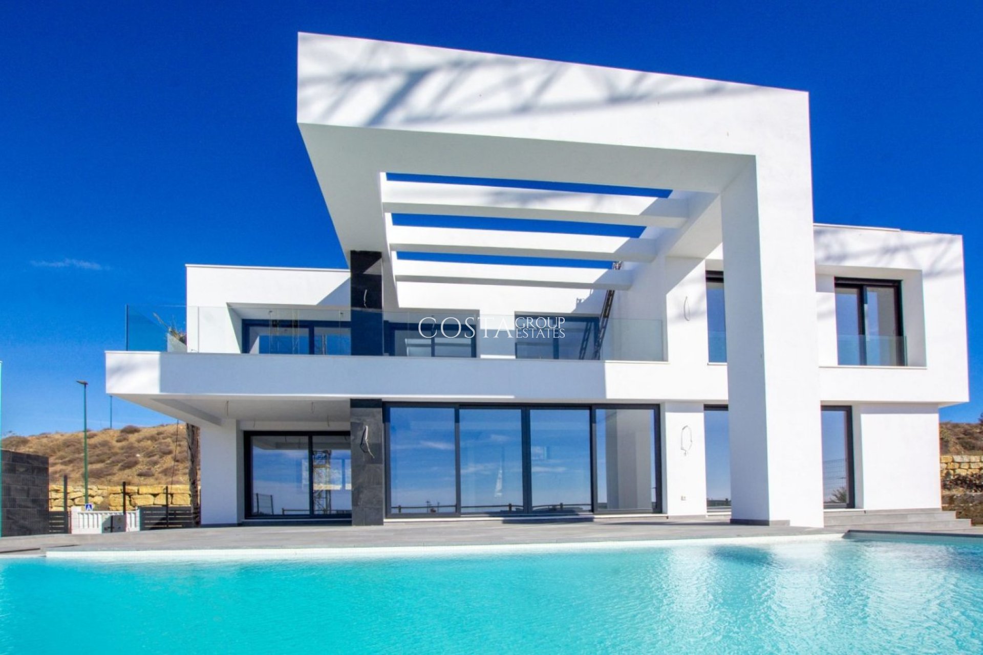 Neue Gebäude - Villa -
Málaga - Limonar