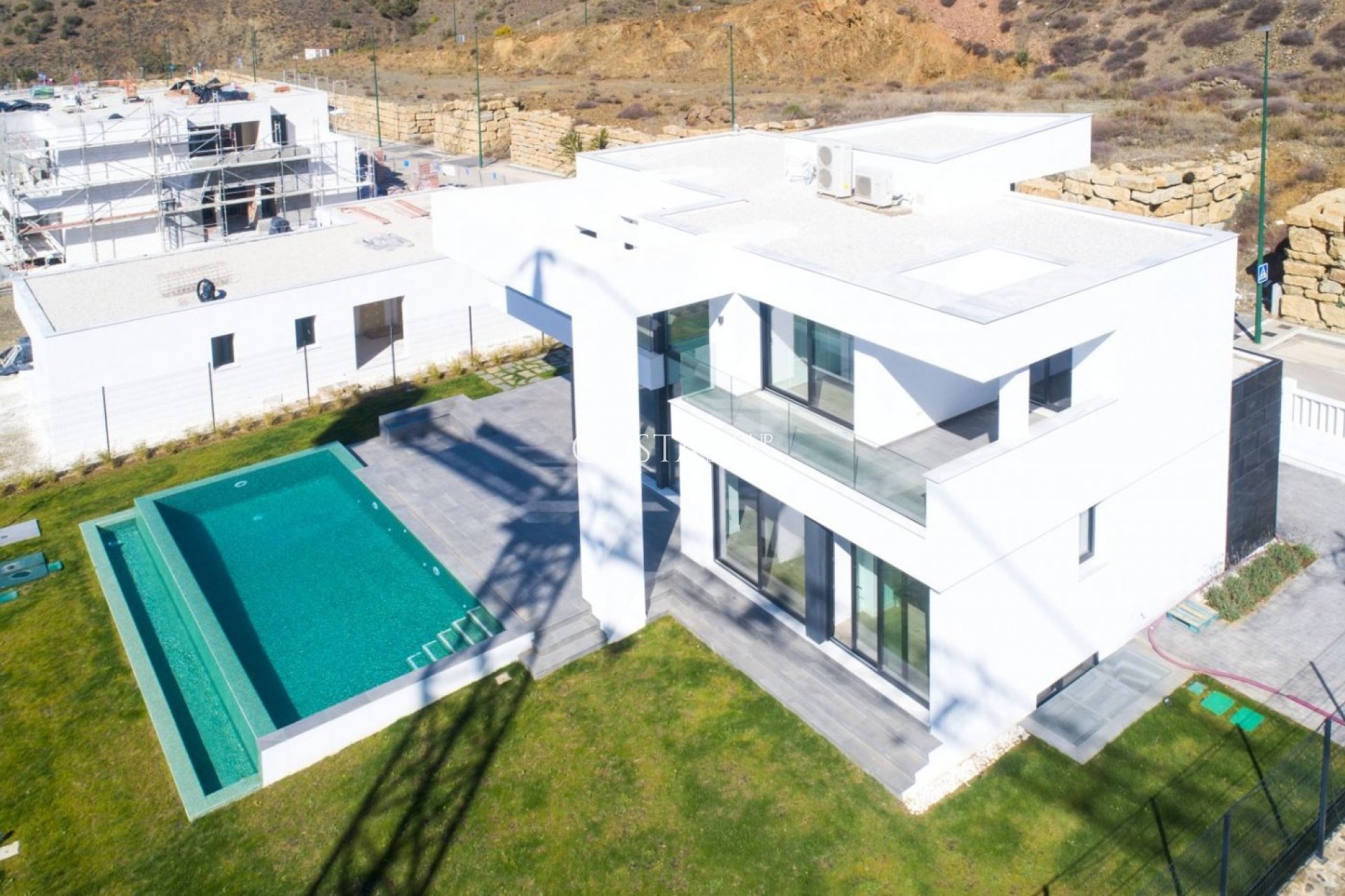 Neue Gebäude - Villa -
Málaga - Limonar