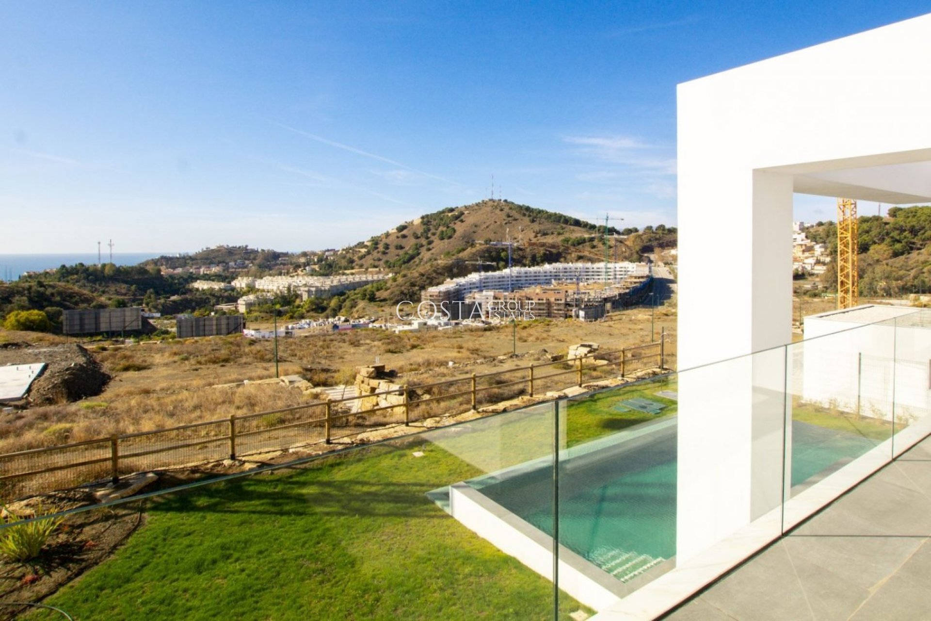 Neue Gebäude - Villa -
Málaga - Limonar