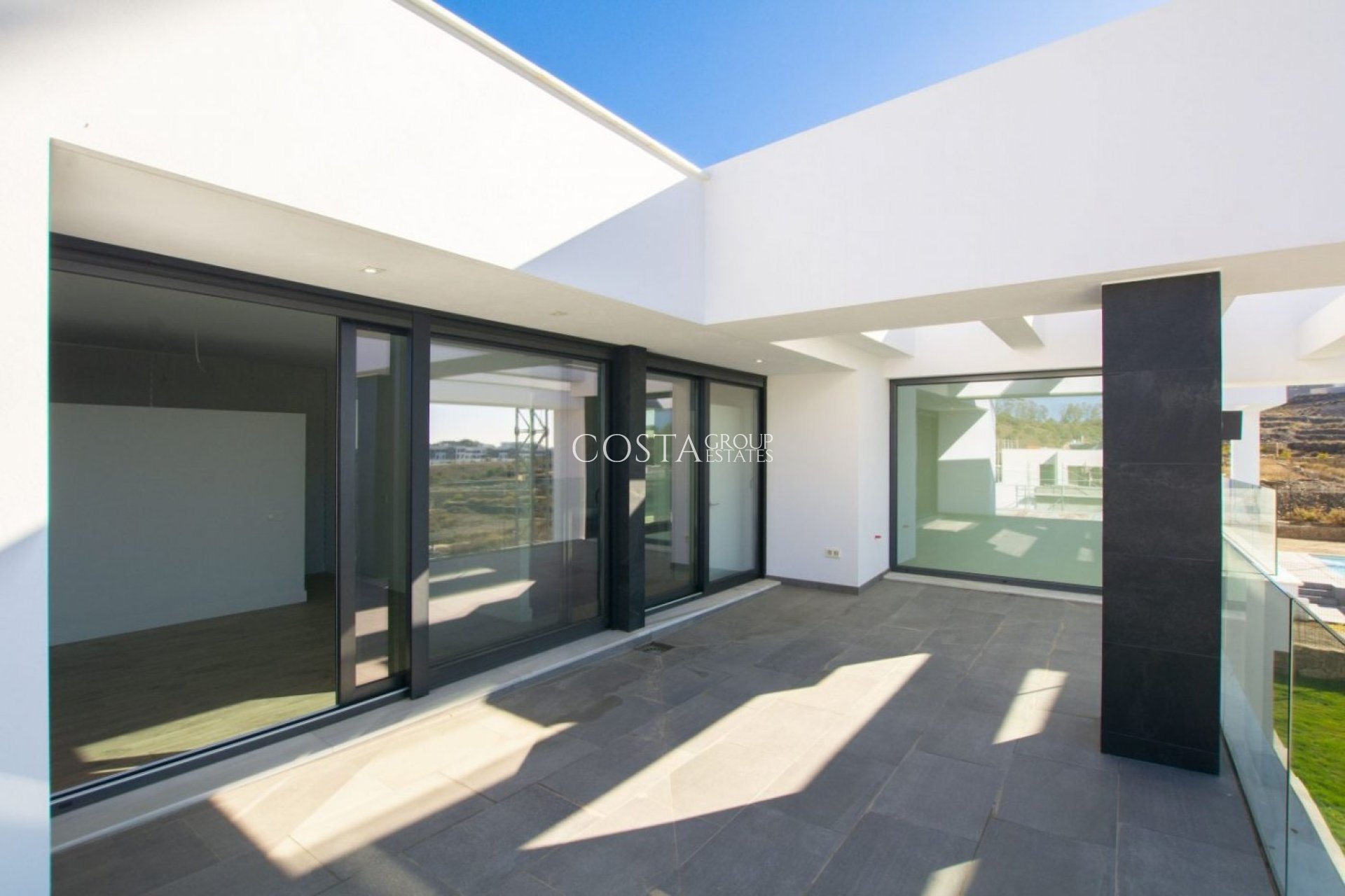 Neue Gebäude - Villa -
Málaga - Limonar