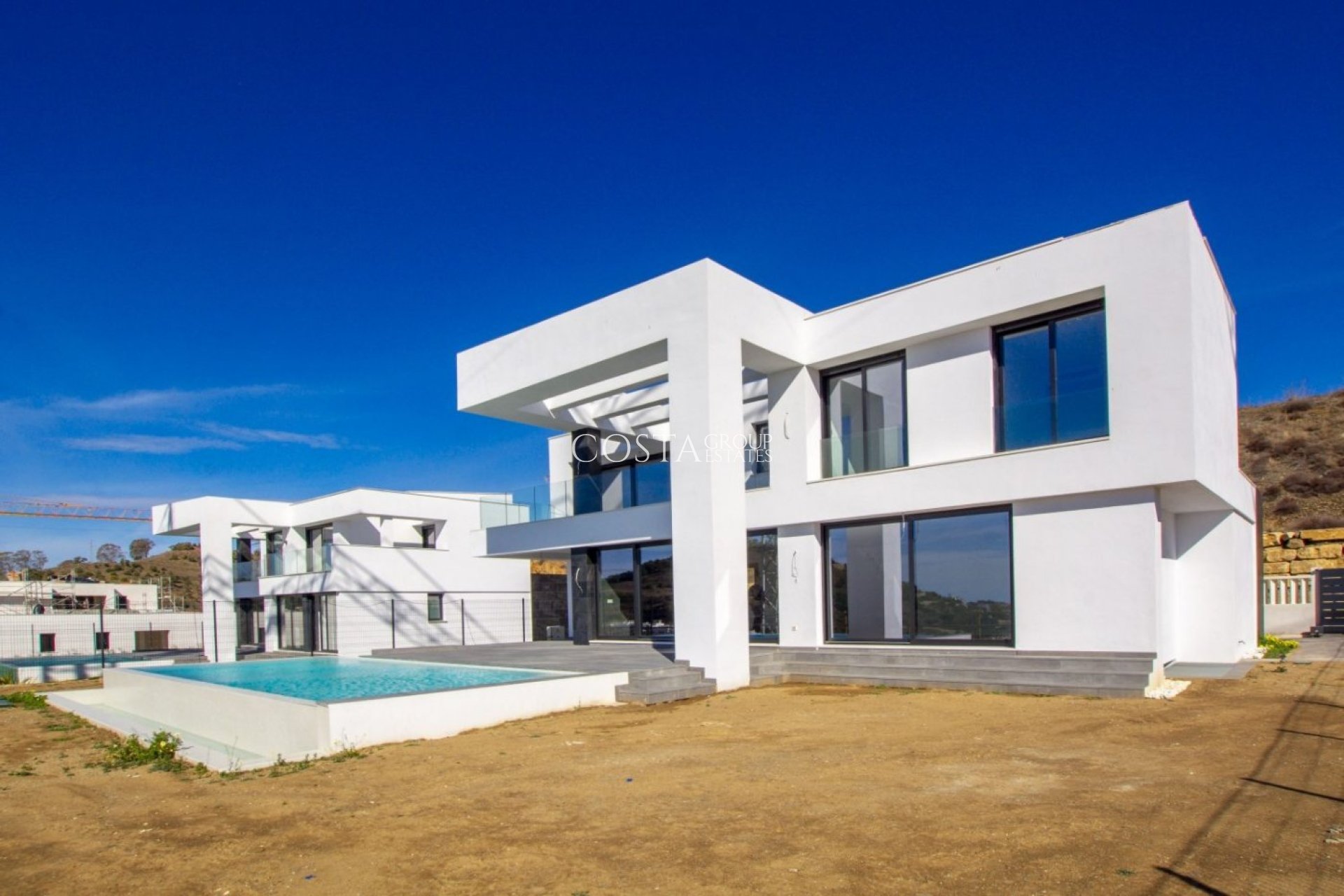 Neue Gebäude - Villa -
Málaga - Limonar