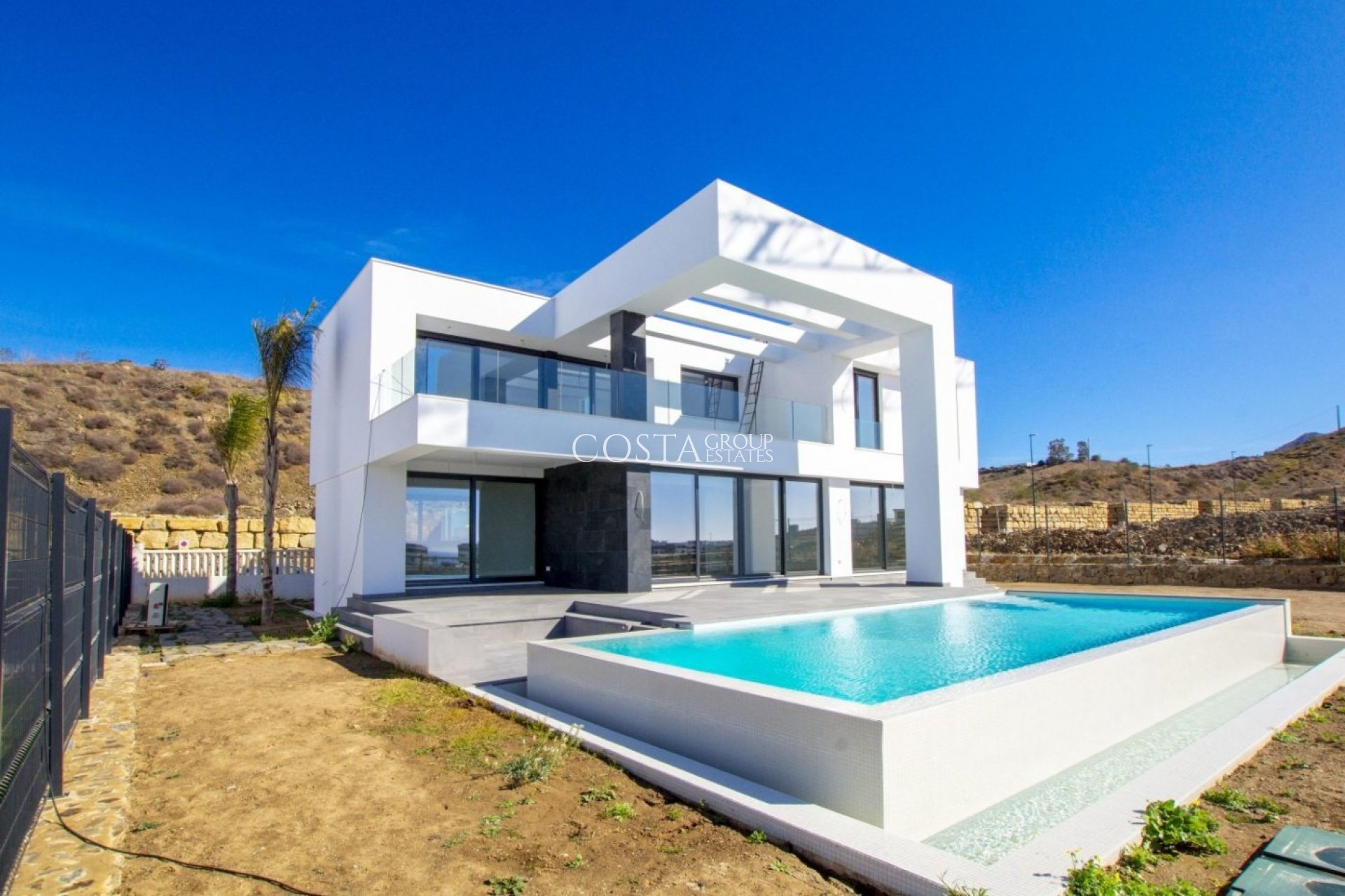 Neue Gebäude - Villa -
Málaga - Limonar