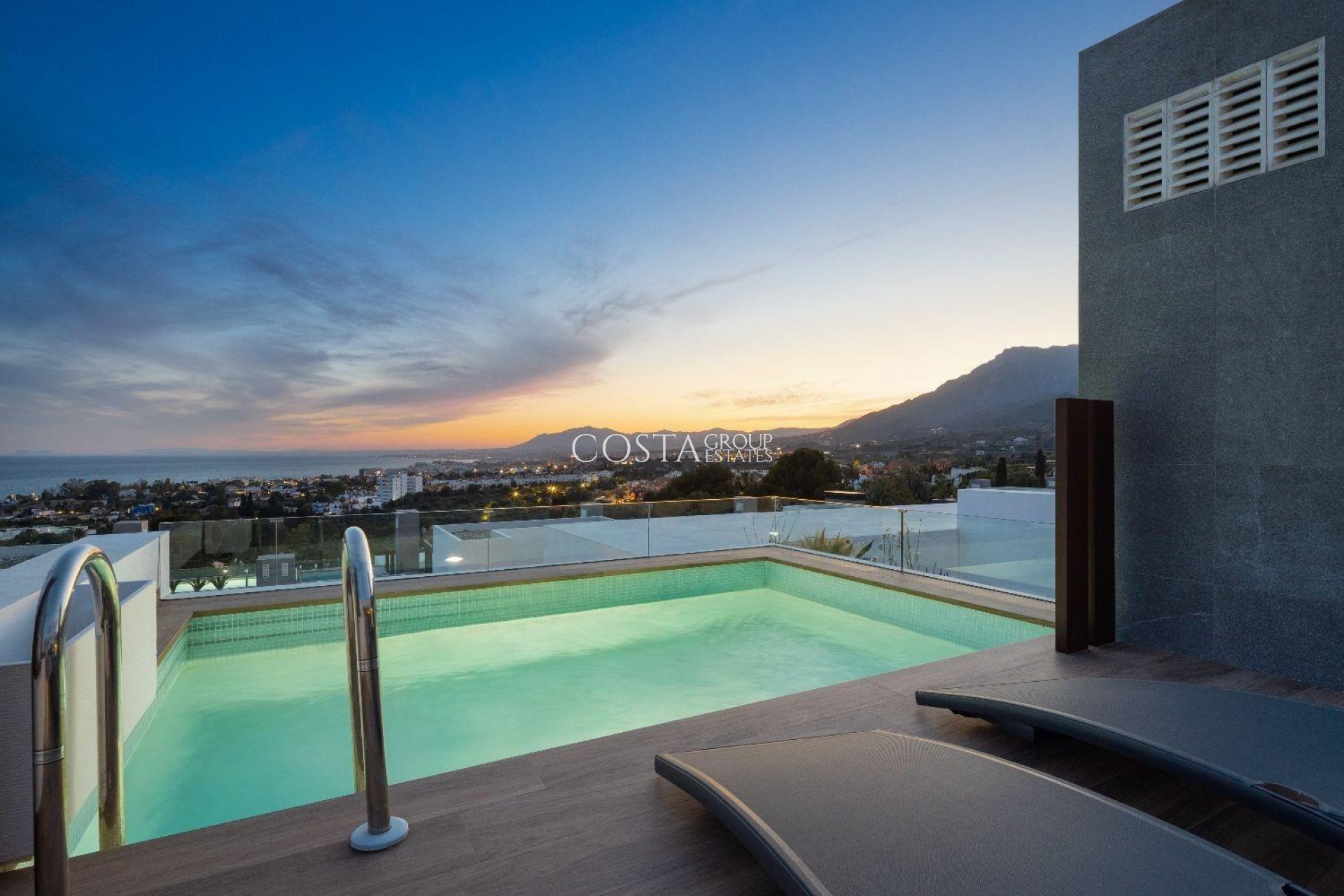 Neue Gebäude - Villa -
Marbella - Rio Real Golf