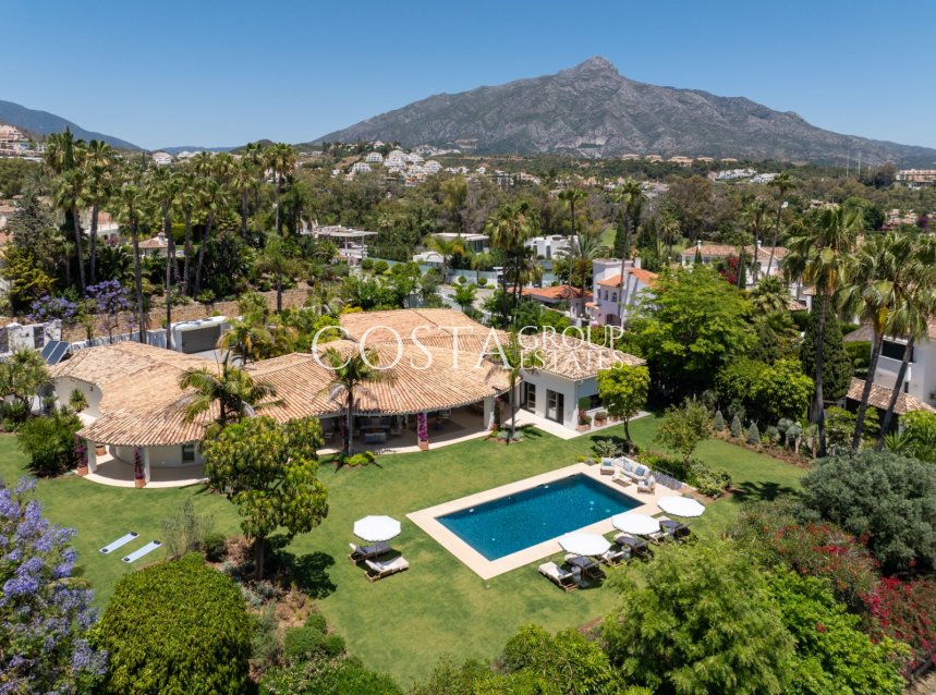Neue Gebäude - Villa -
Marbella