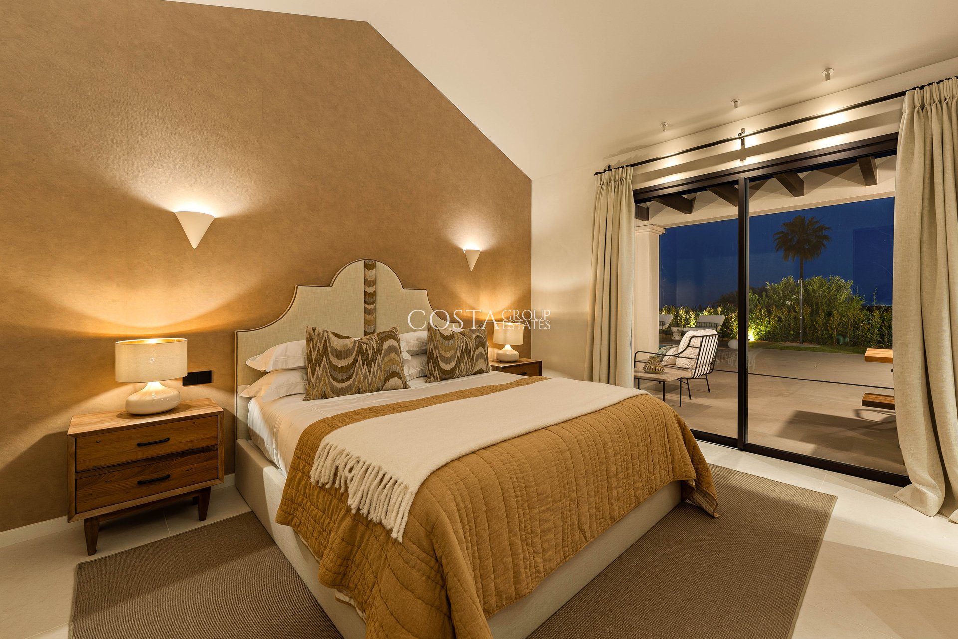 Neue Gebäude - Villa -
Marbella